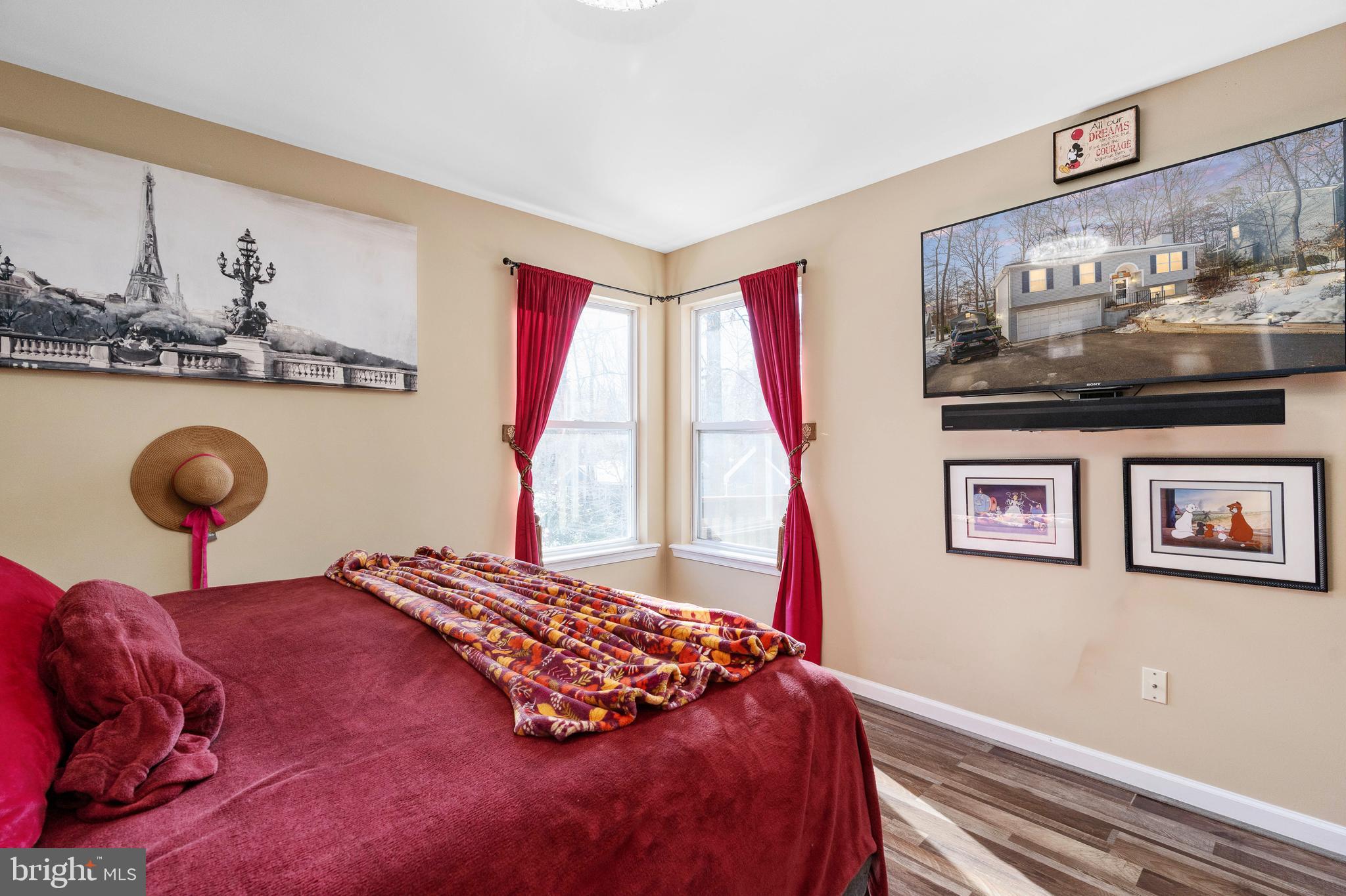 LAKE OF THE WOODS - Residential