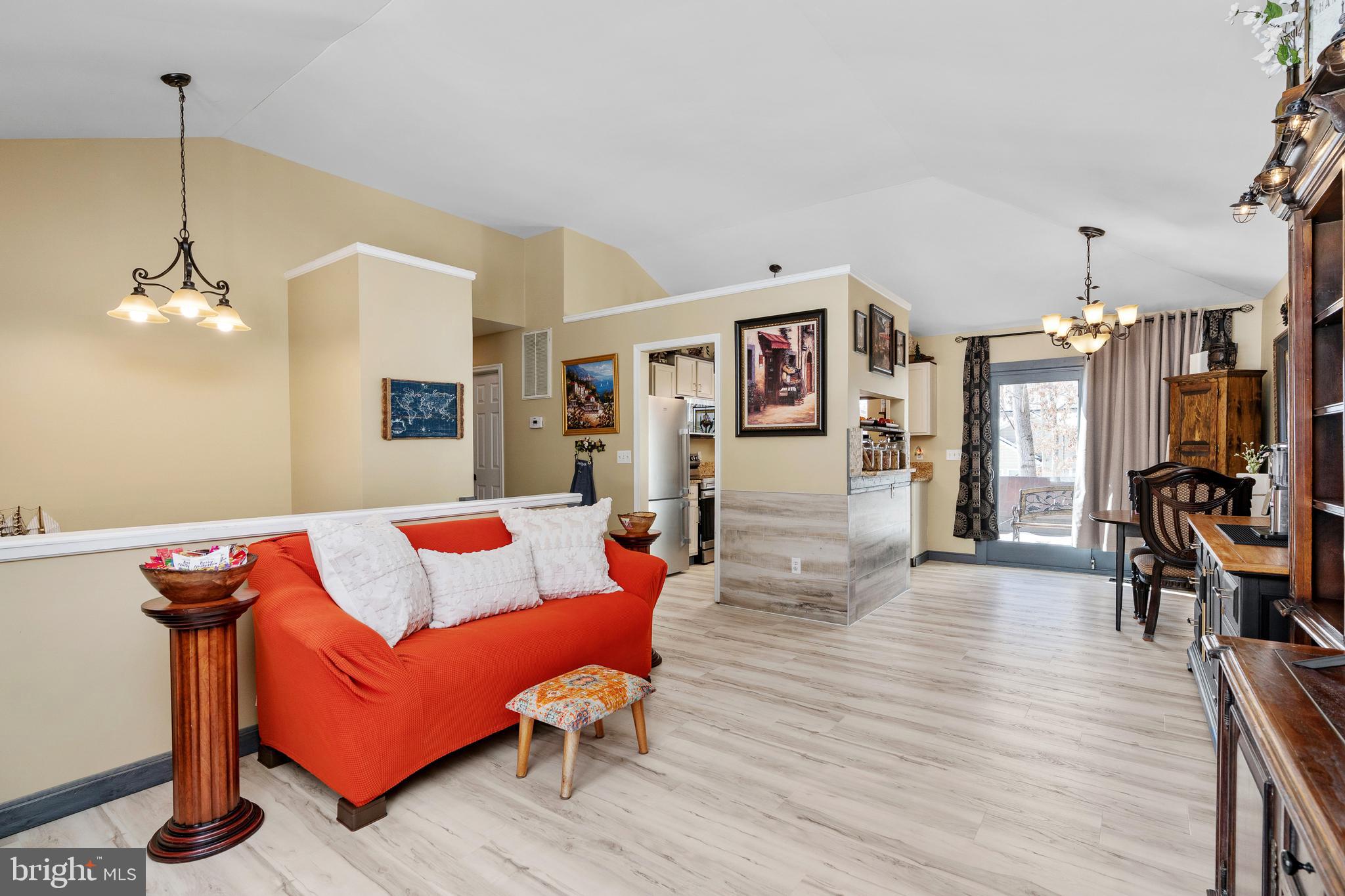 LAKE OF THE WOODS - Residential