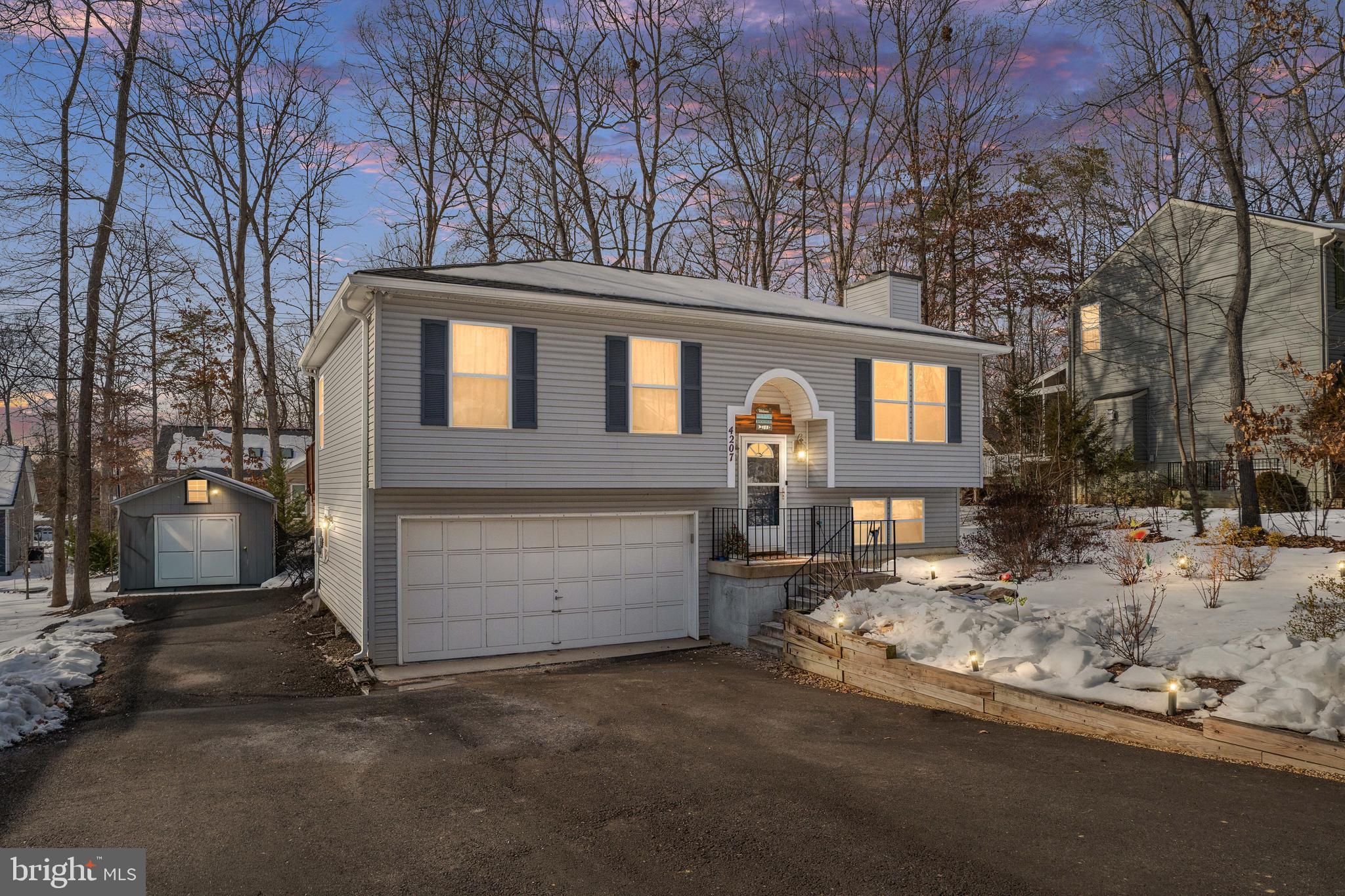 LAKE OF THE WOODS - Residential