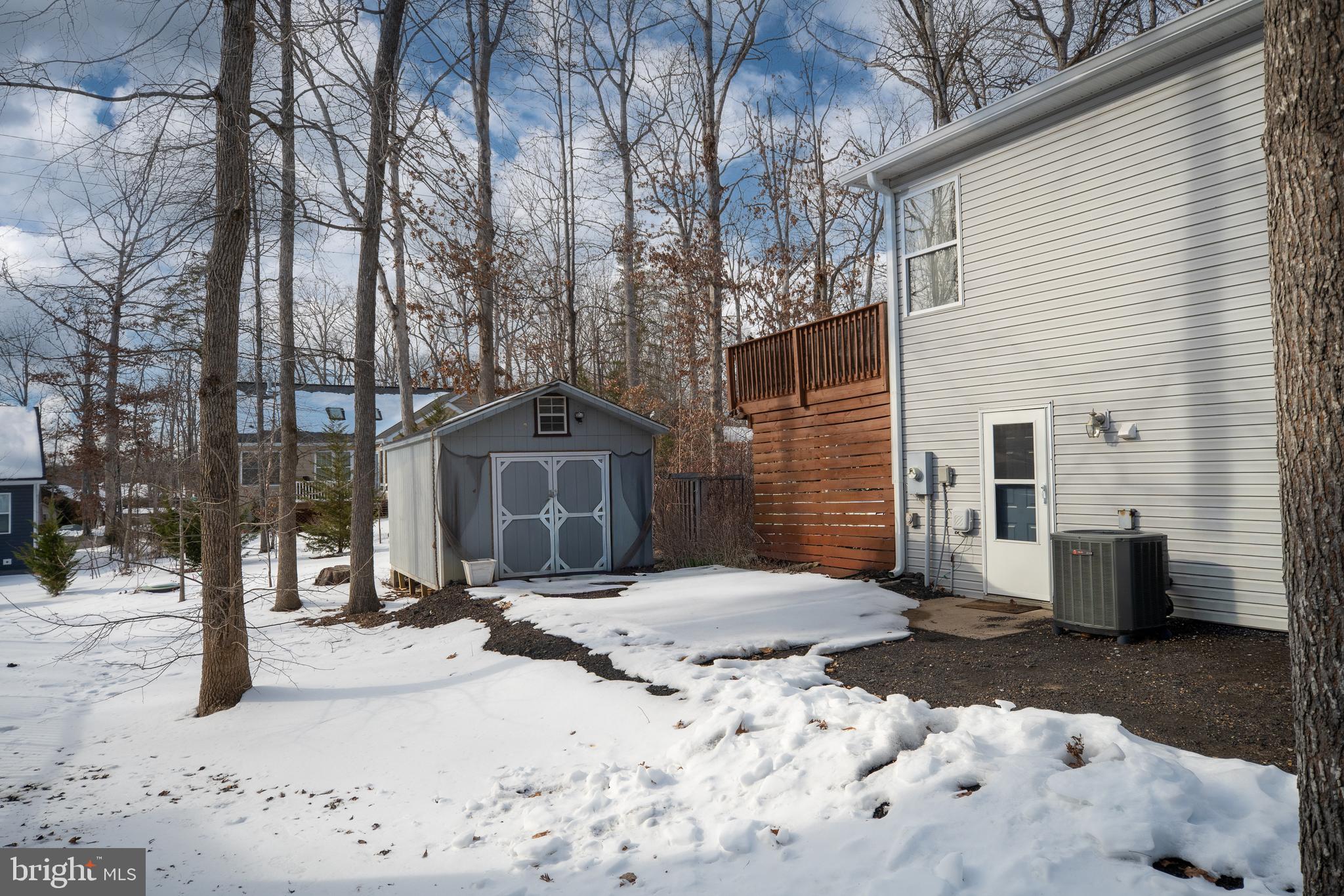 LAKE OF THE WOODS - Residential