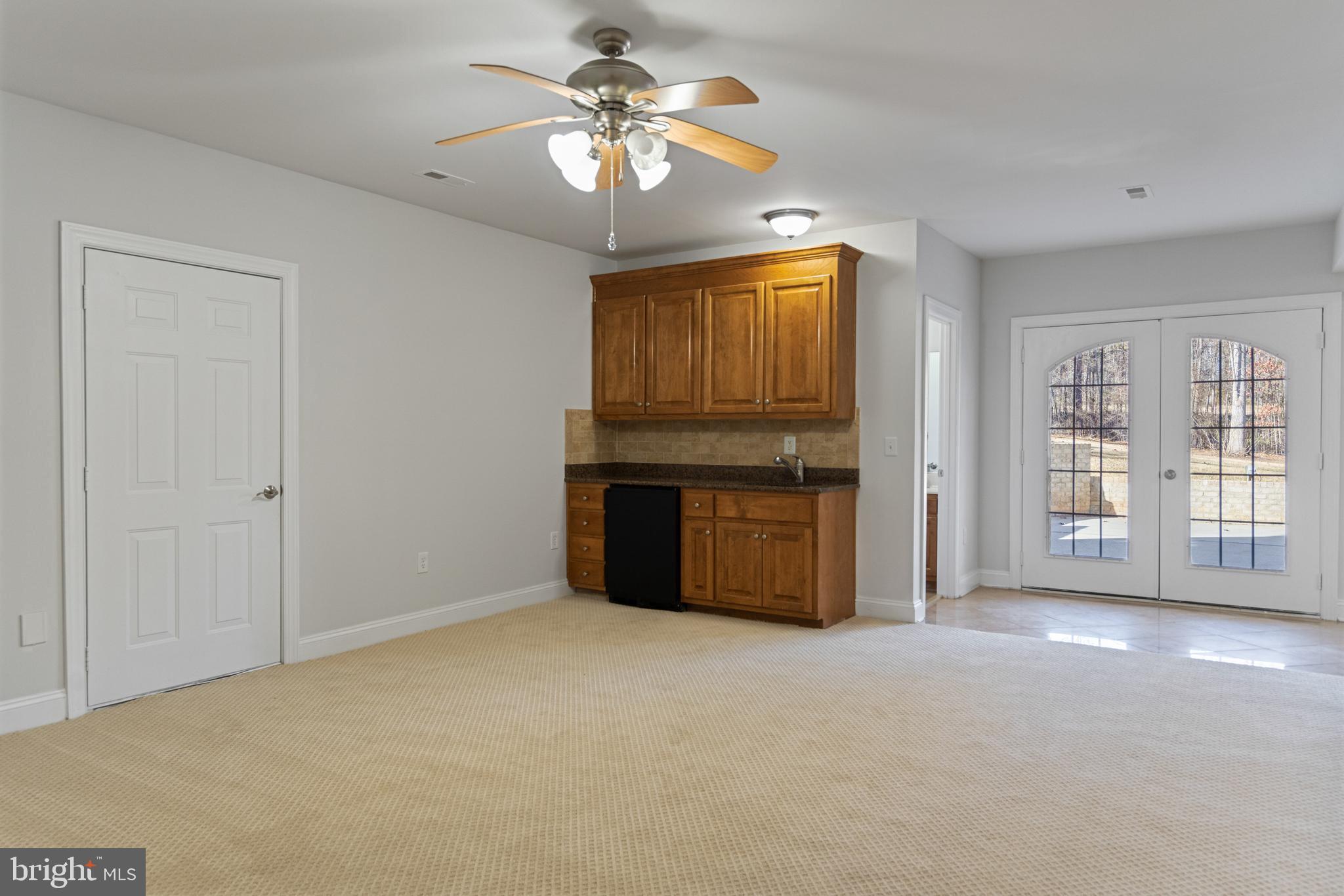 CHESDIN LANDING - Residential