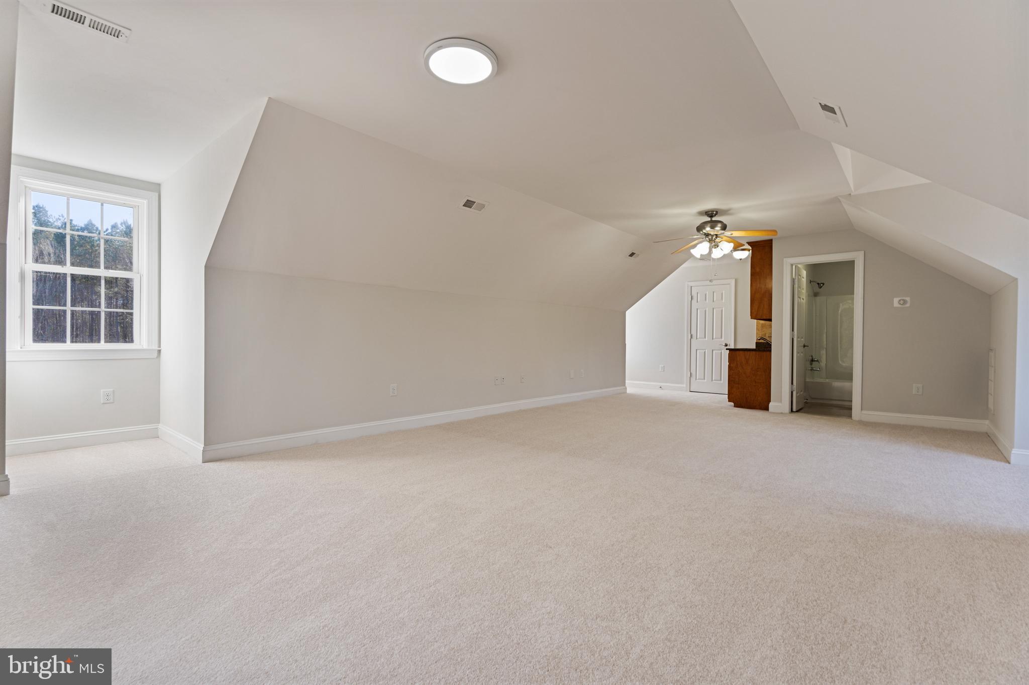 CHESDIN LANDING - Residential