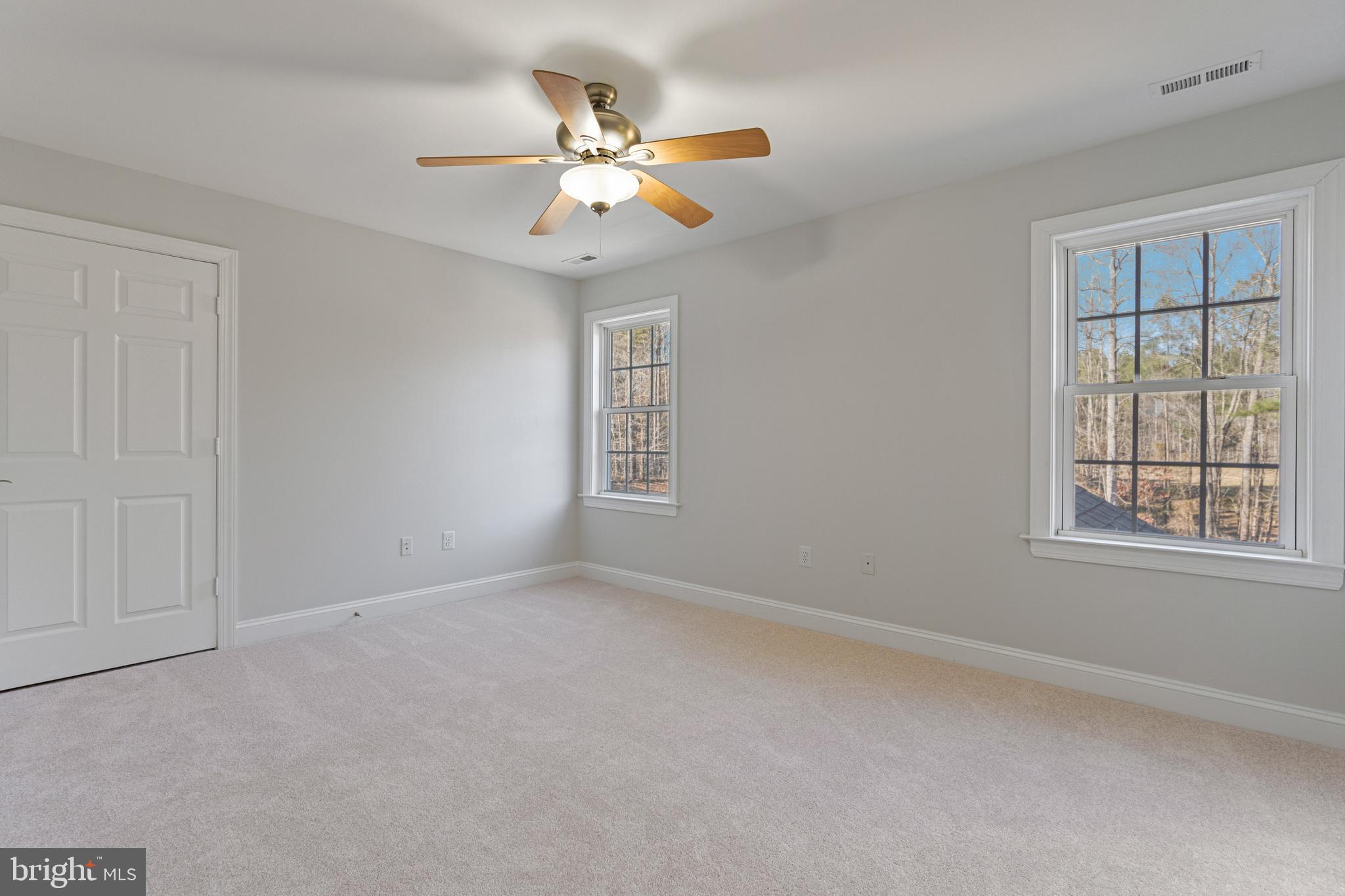 CHESDIN LANDING - Residential