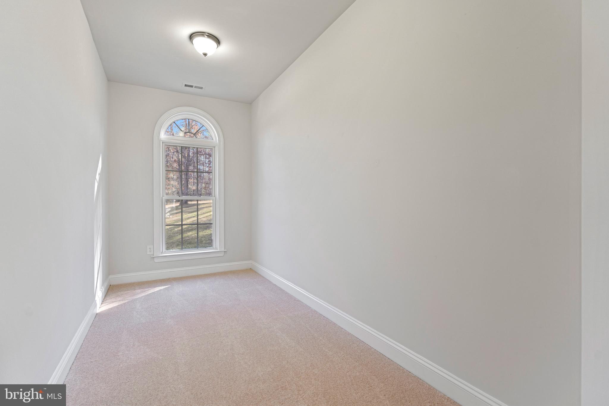 CHESDIN LANDING - Residential