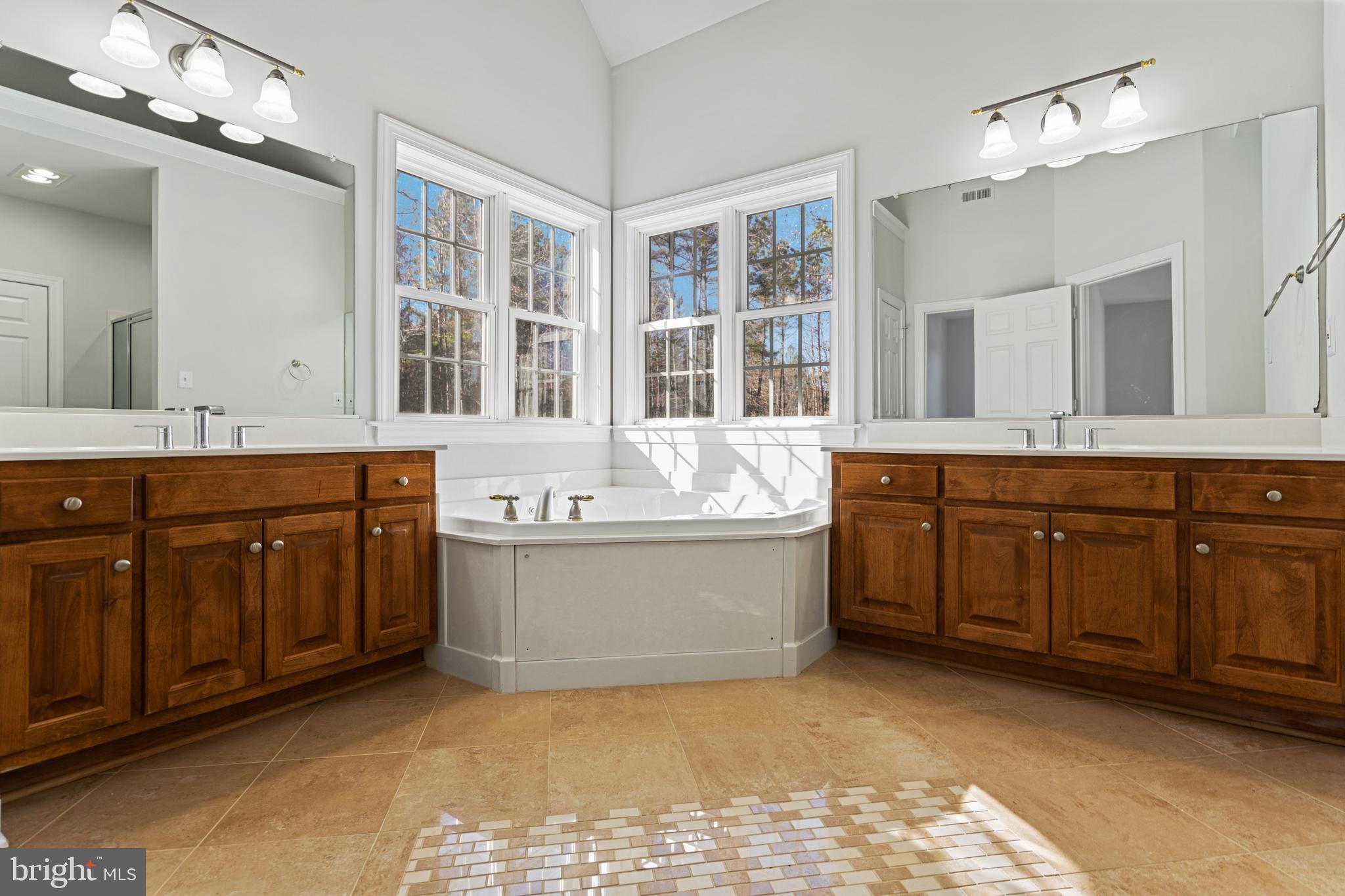 CHESDIN LANDING - Residential