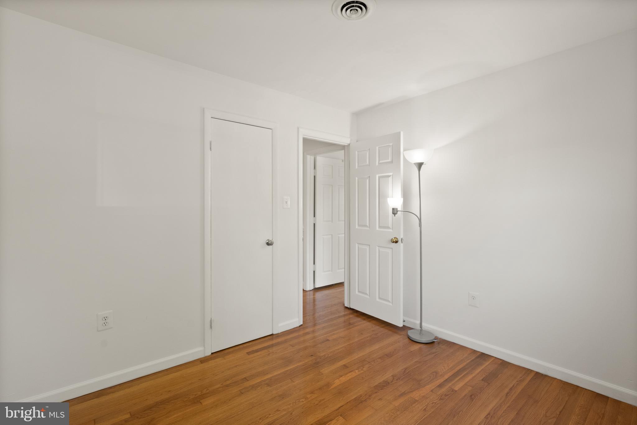 DALE CITY - Residential