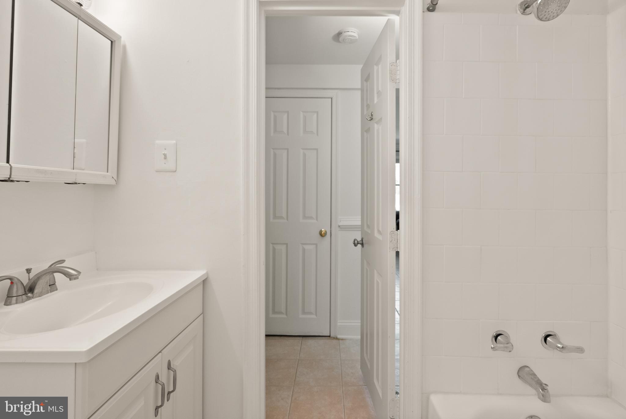 DALE CITY - Residential