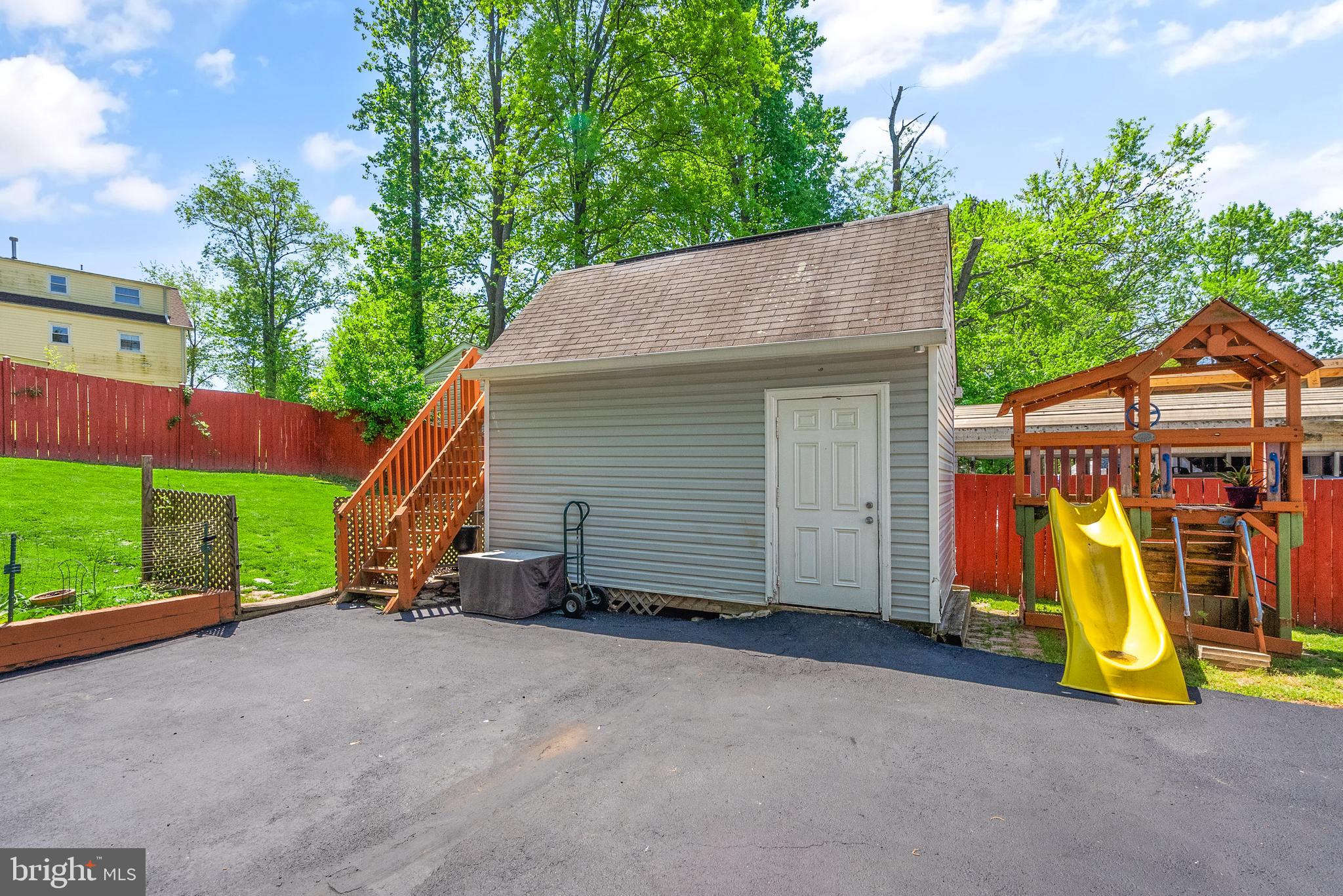 DALE CITY - Residential