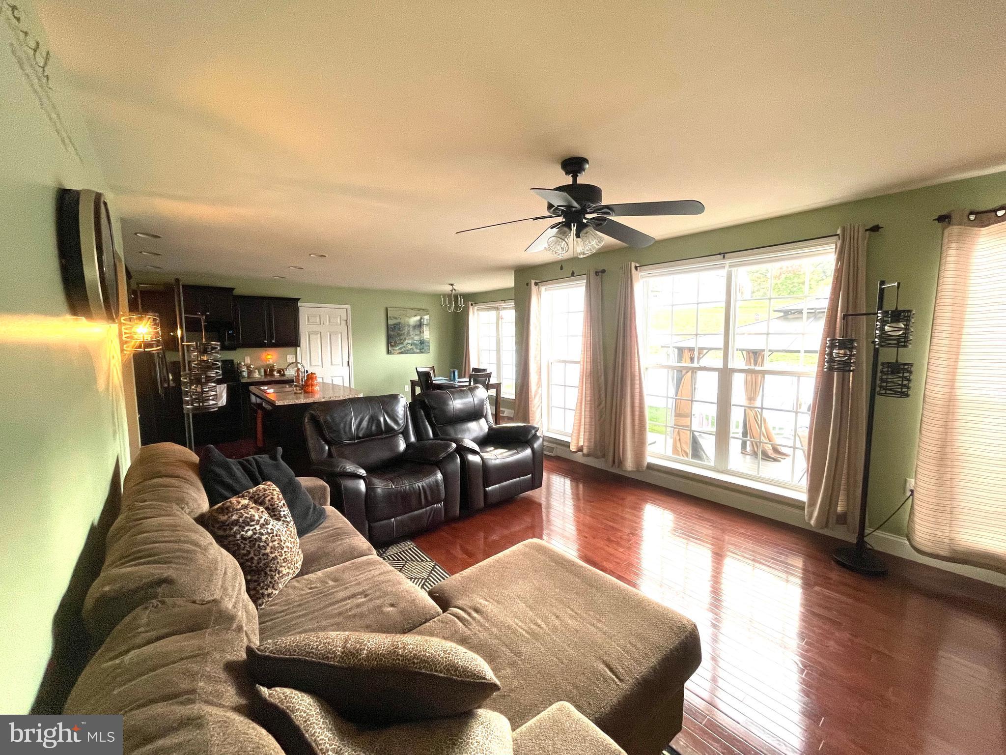 HIGHLANDS - Residential