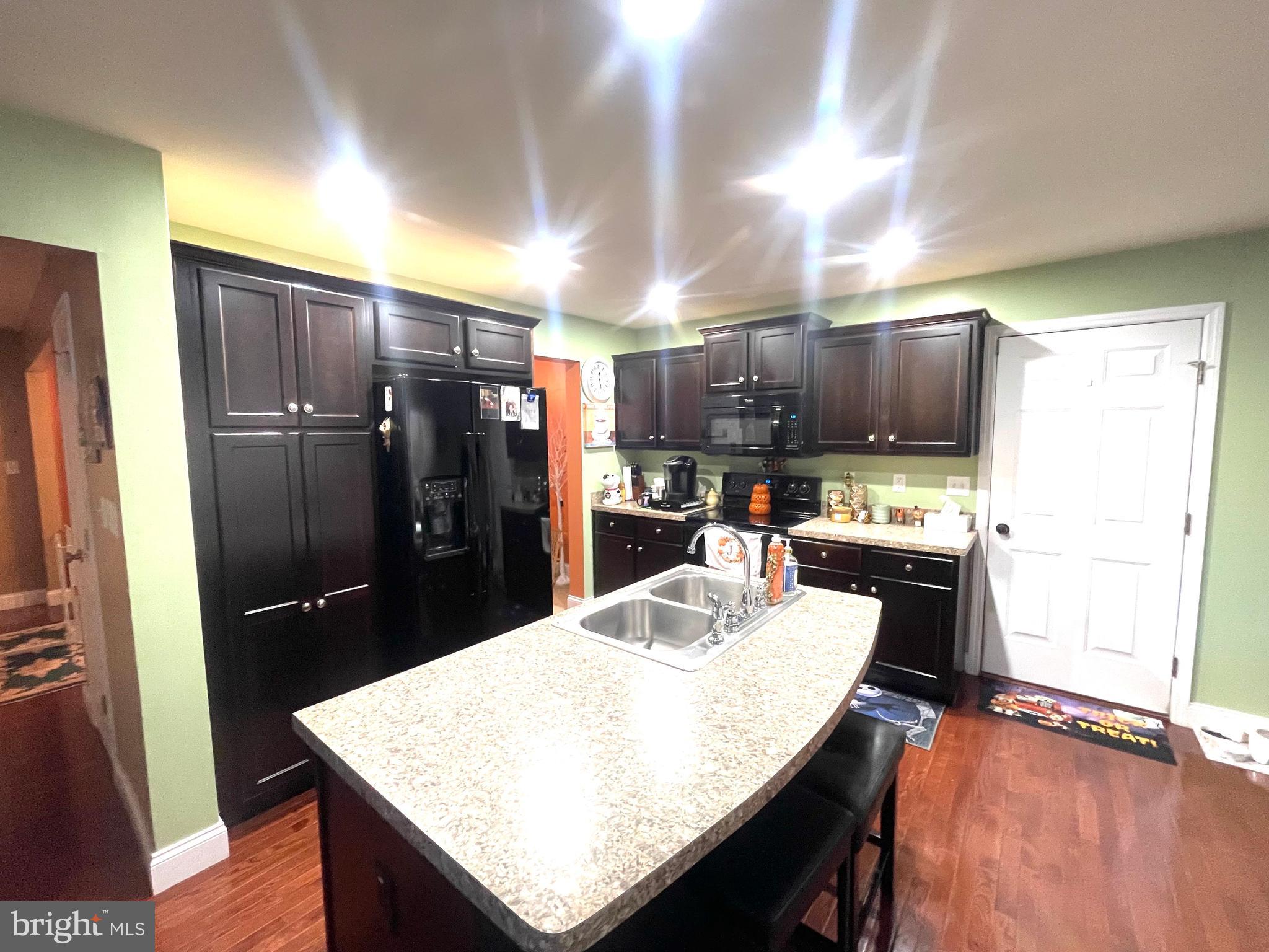 HIGHLANDS - Residential