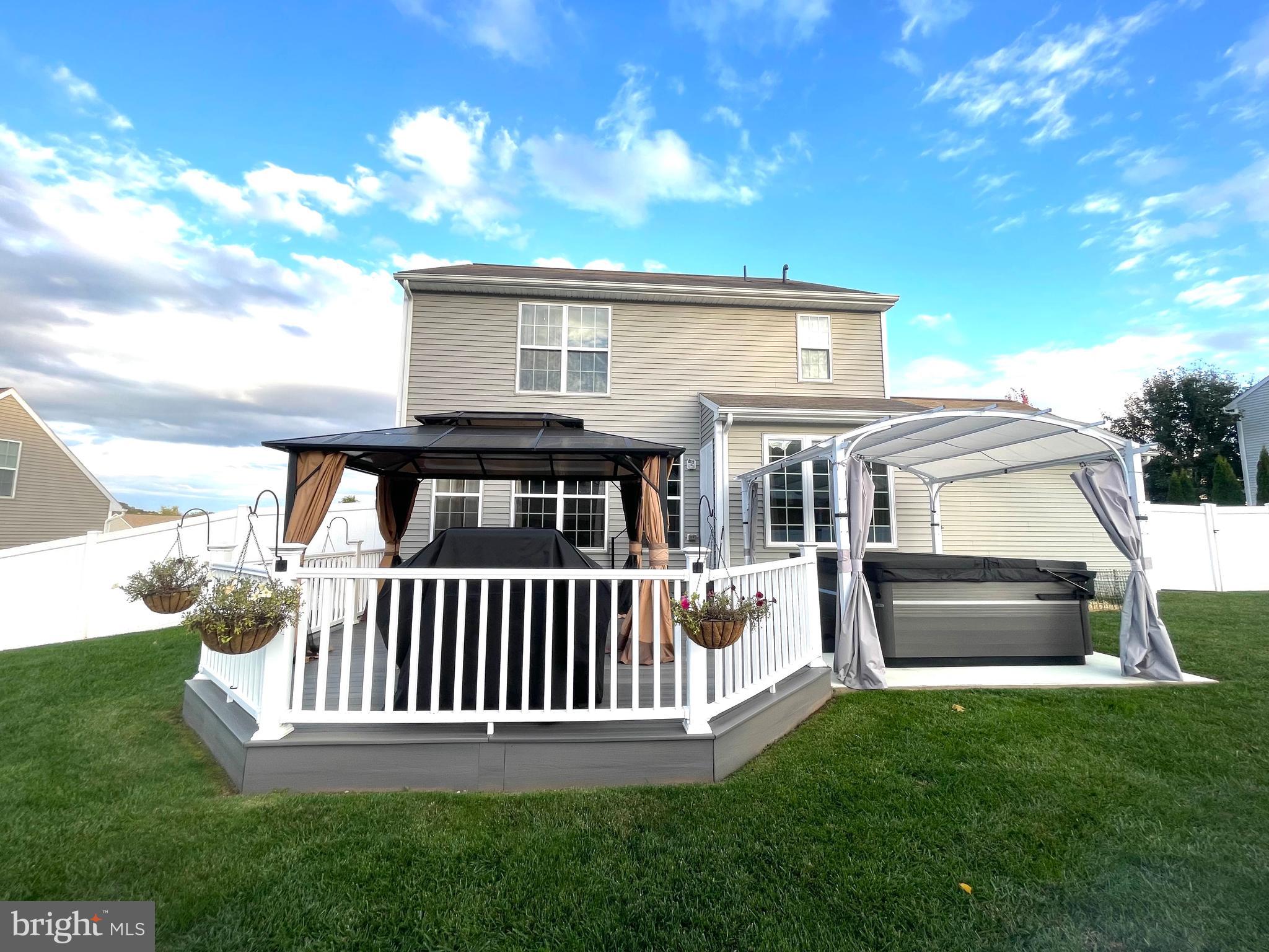 HIGHLANDS - Residential