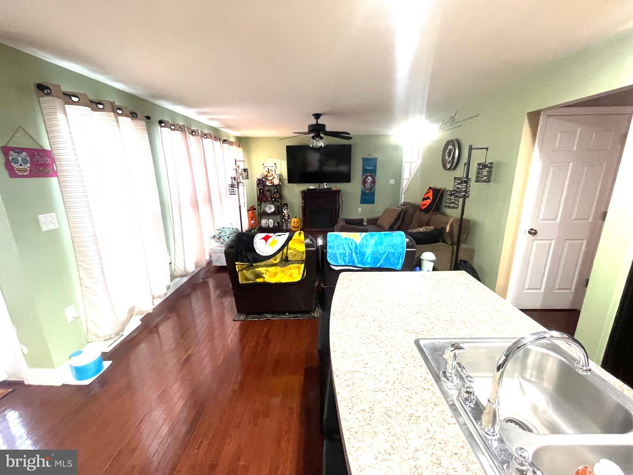 HIGHLANDS - Residential