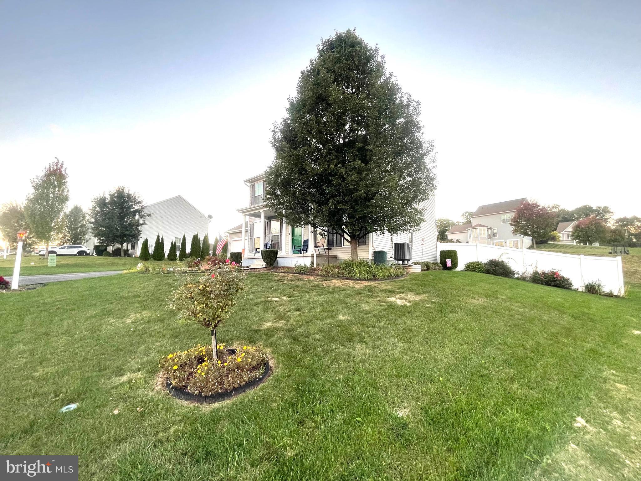 20 CRABAPPLE DRIVE