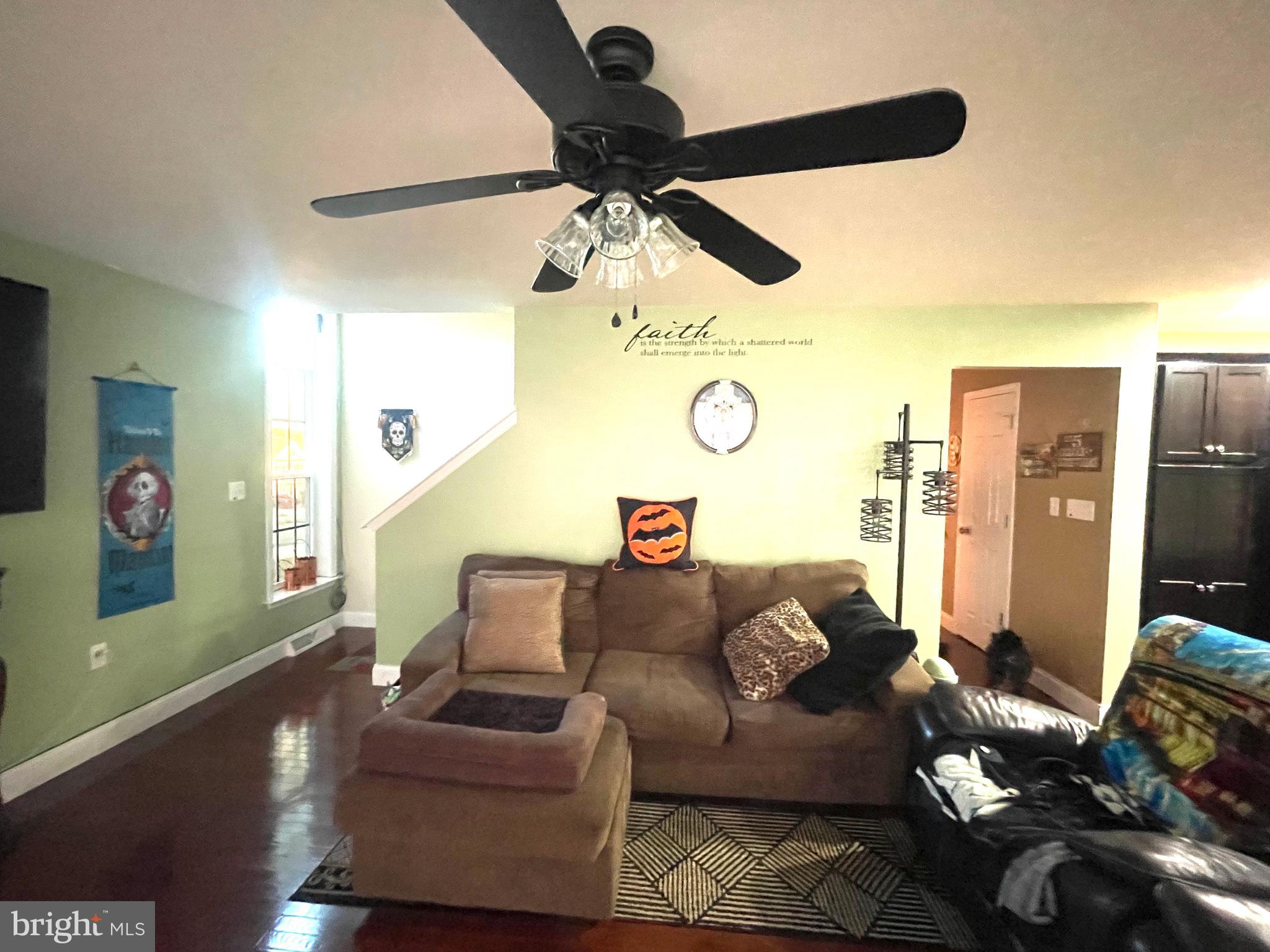 HIGHLANDS - Residential