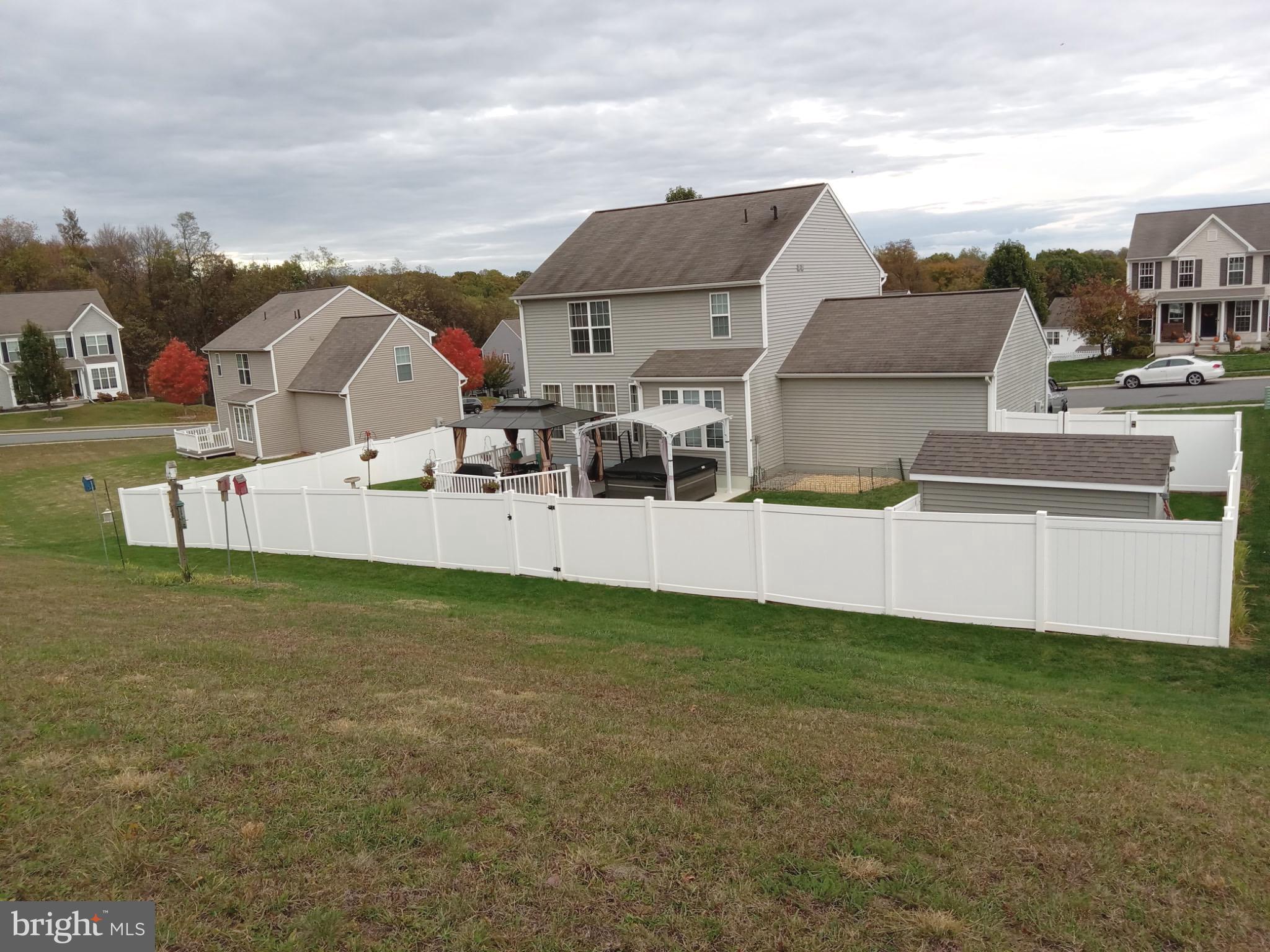 HIGHLANDS - Residential