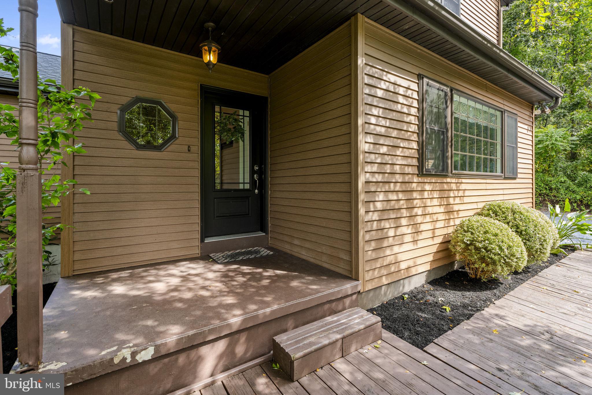 329 SUNNYSIDE ROAD