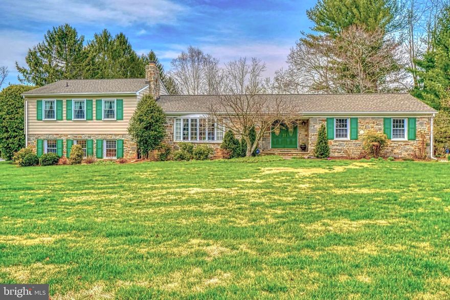 WE ARE ASKING FOR HIGHEST AND BEST OFFERS BY  9 AM  4/18/2023 Thank You!
New to market in Phoenix.  Beautiful Stone  Split level,  2800 sq ft., 4BR, 3FB, gorgeous hardwood flooring, beautiful kitchen with a skylight to let in lots of natural light, oversized 2 car garage, beautiful level yard (the zoysia grass will soon be as green as everything else) and convenient to everything. This is the one you have been waiting for.  You will find yourself getting more relaxed the closer you get to home and your serene, peaceful abode.  The home has been lovingly cared for and it shows inside and out.  Imagine this winter a nice warm fire in the stone fireplace.  Plenty of room for backyard barbecues and games.  Lots of parking.  This home is ready for you to move right in.  All of the expensive items have been updated, roof and windows are just 11 years old, HVAC, Washer and Dryer and Stove new 2022, Chimney got a new cap installed 2022.