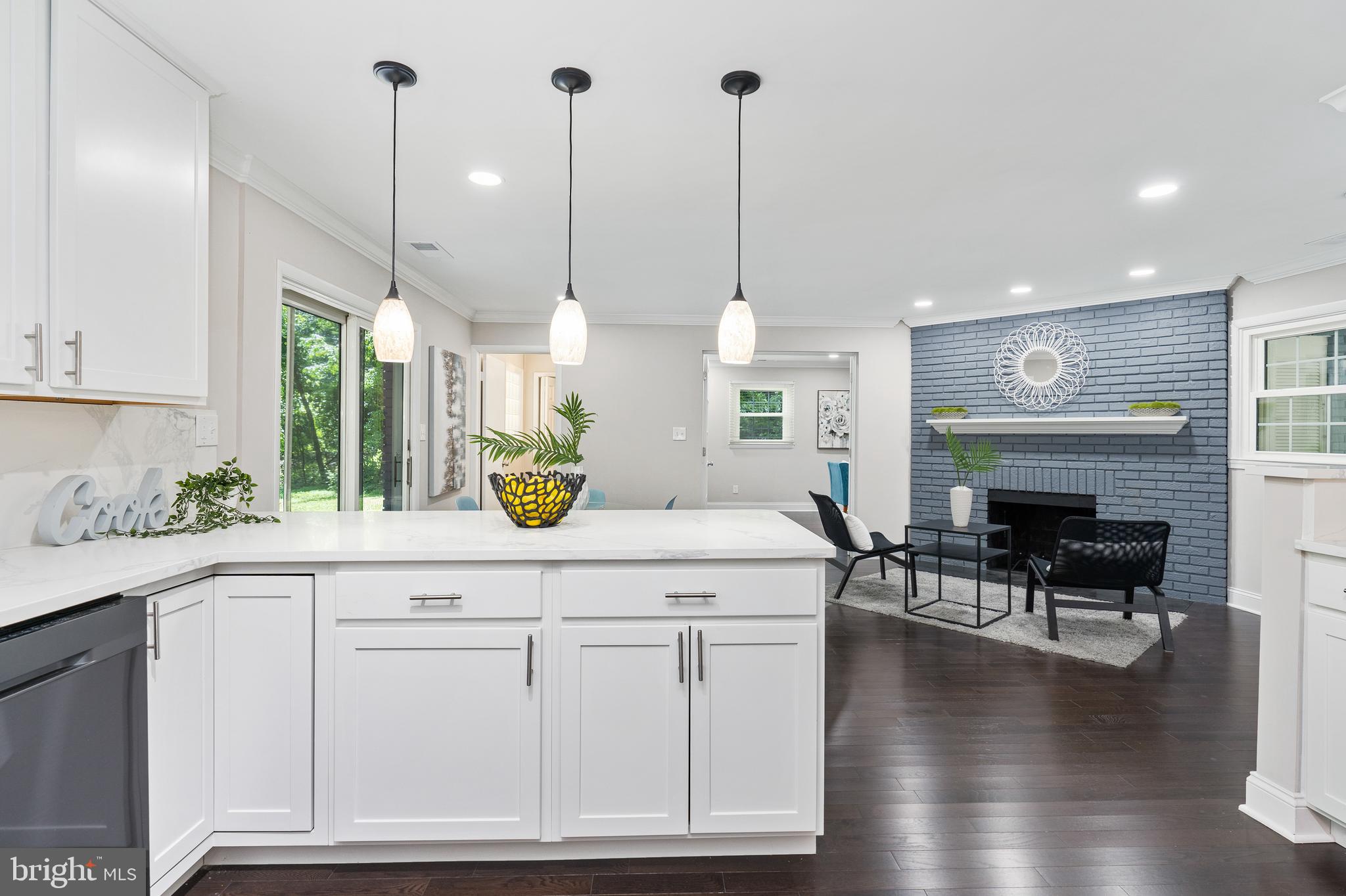 PIKESVILLE - Residential