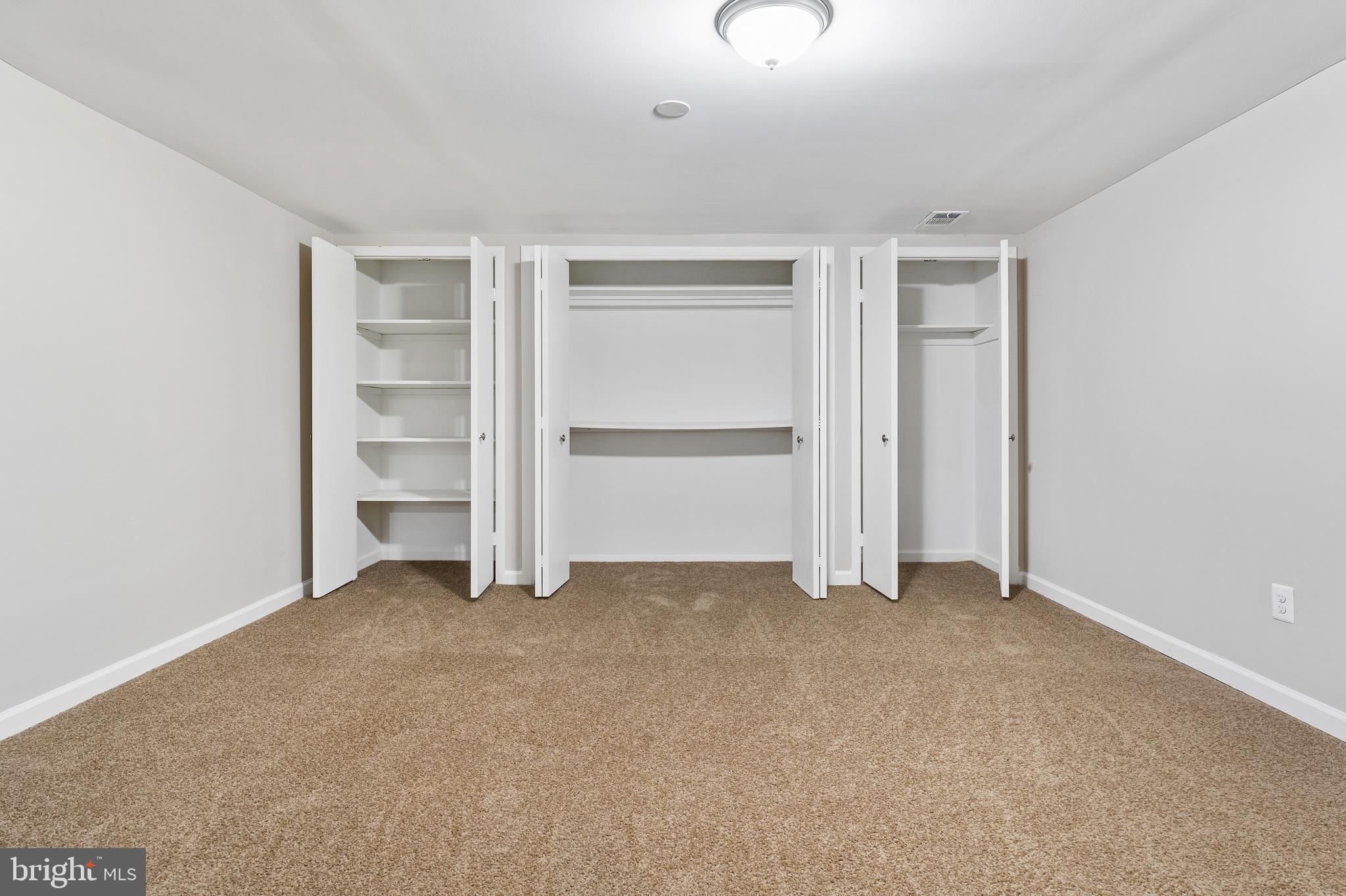 PIKESVILLE - Residential