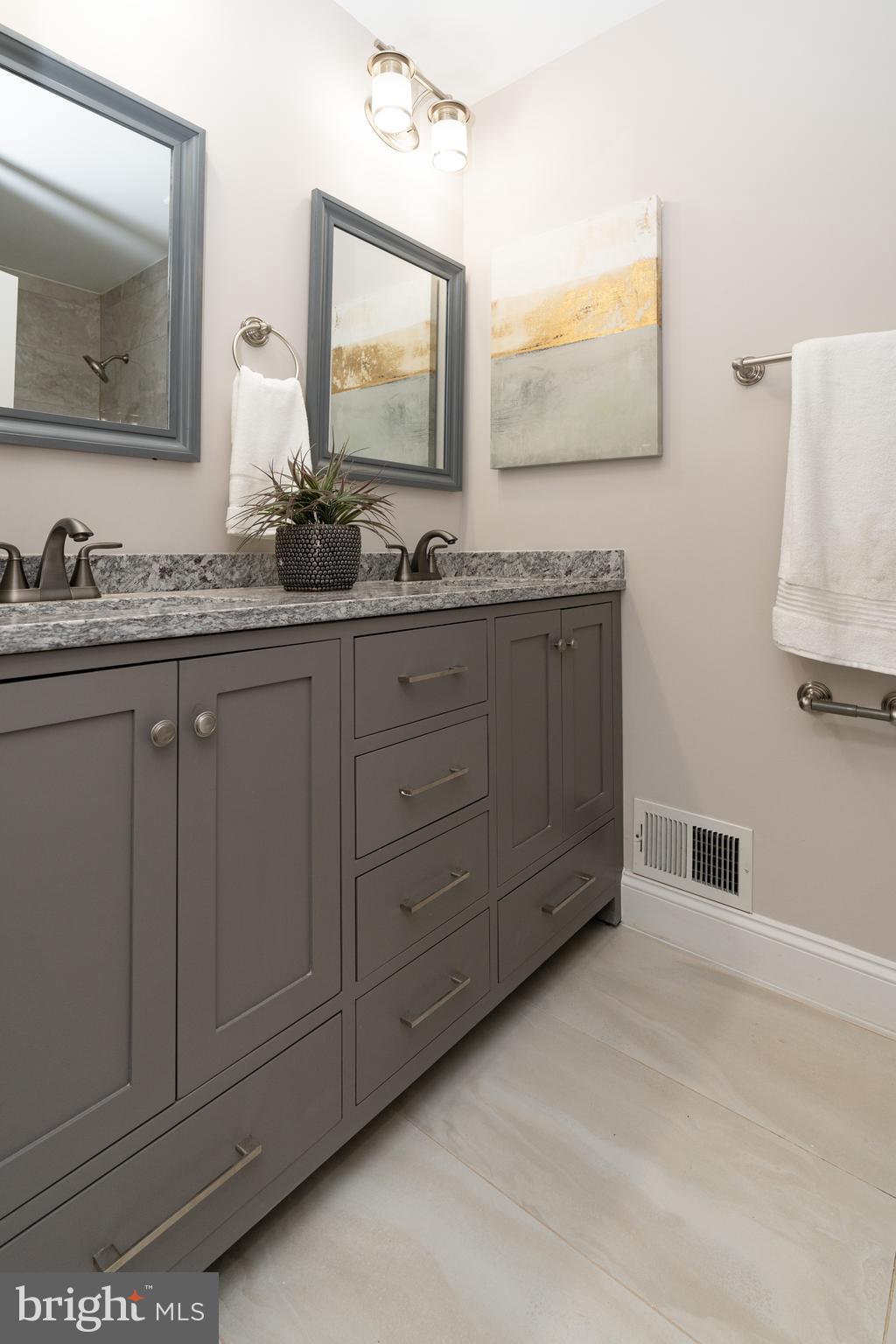 PIKESVILLE - Residential