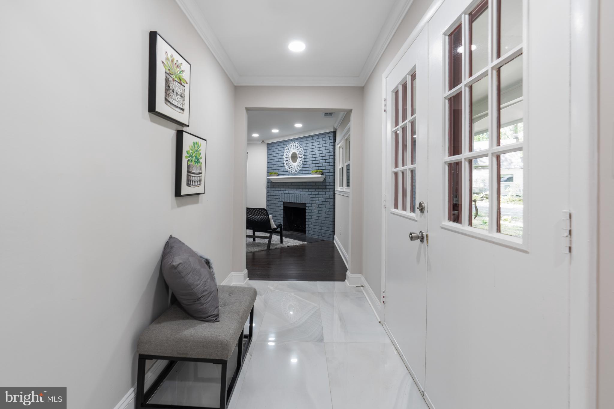 PIKESVILLE - Residential