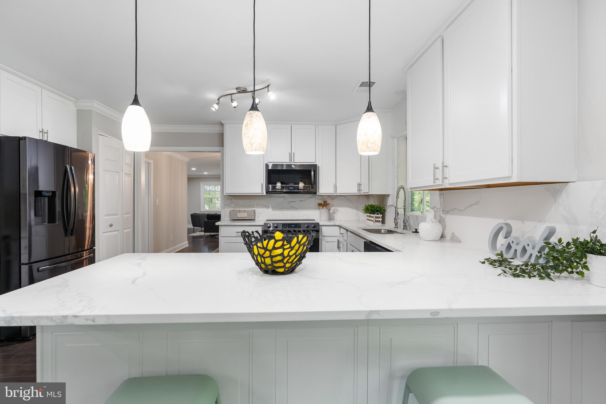 PIKESVILLE - Residential