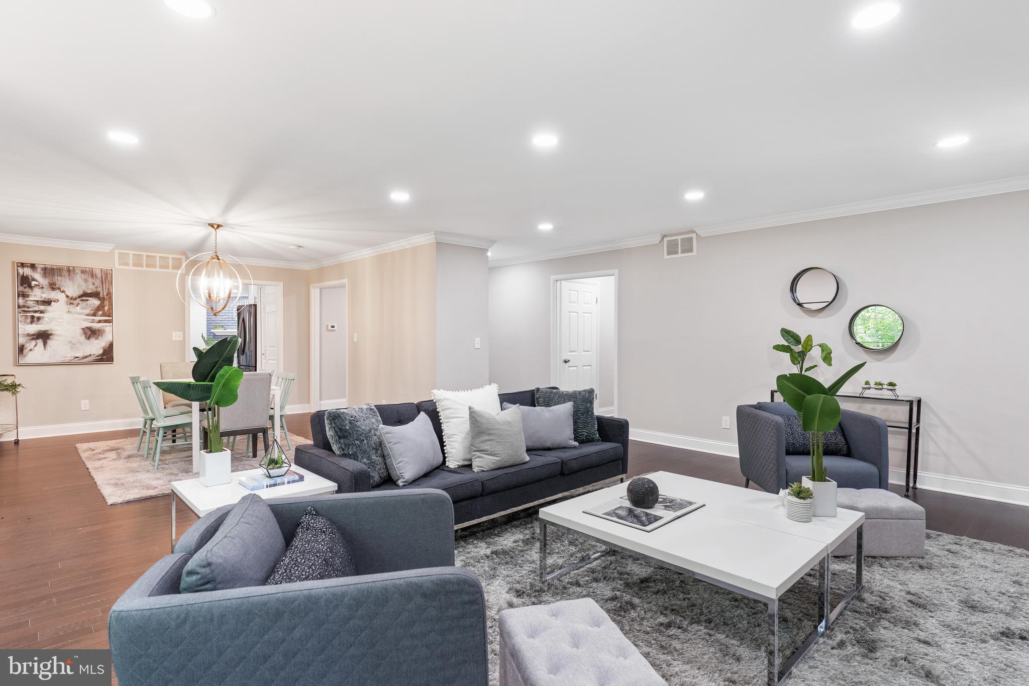 PIKESVILLE - Residential