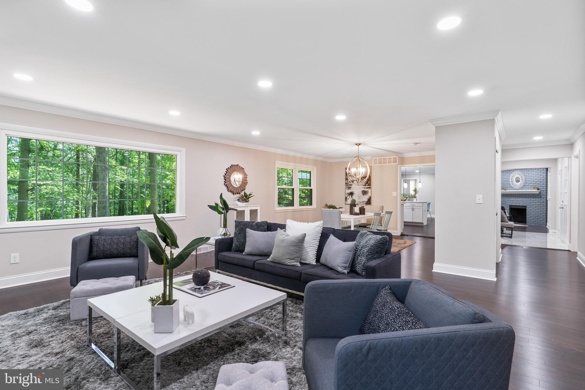 PIKESVILLE - Residential