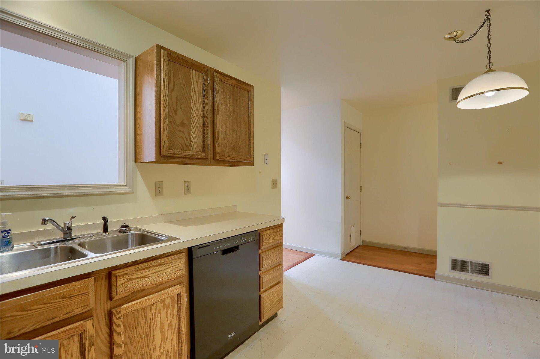 SOUTHFIELD CROSSING - Residential