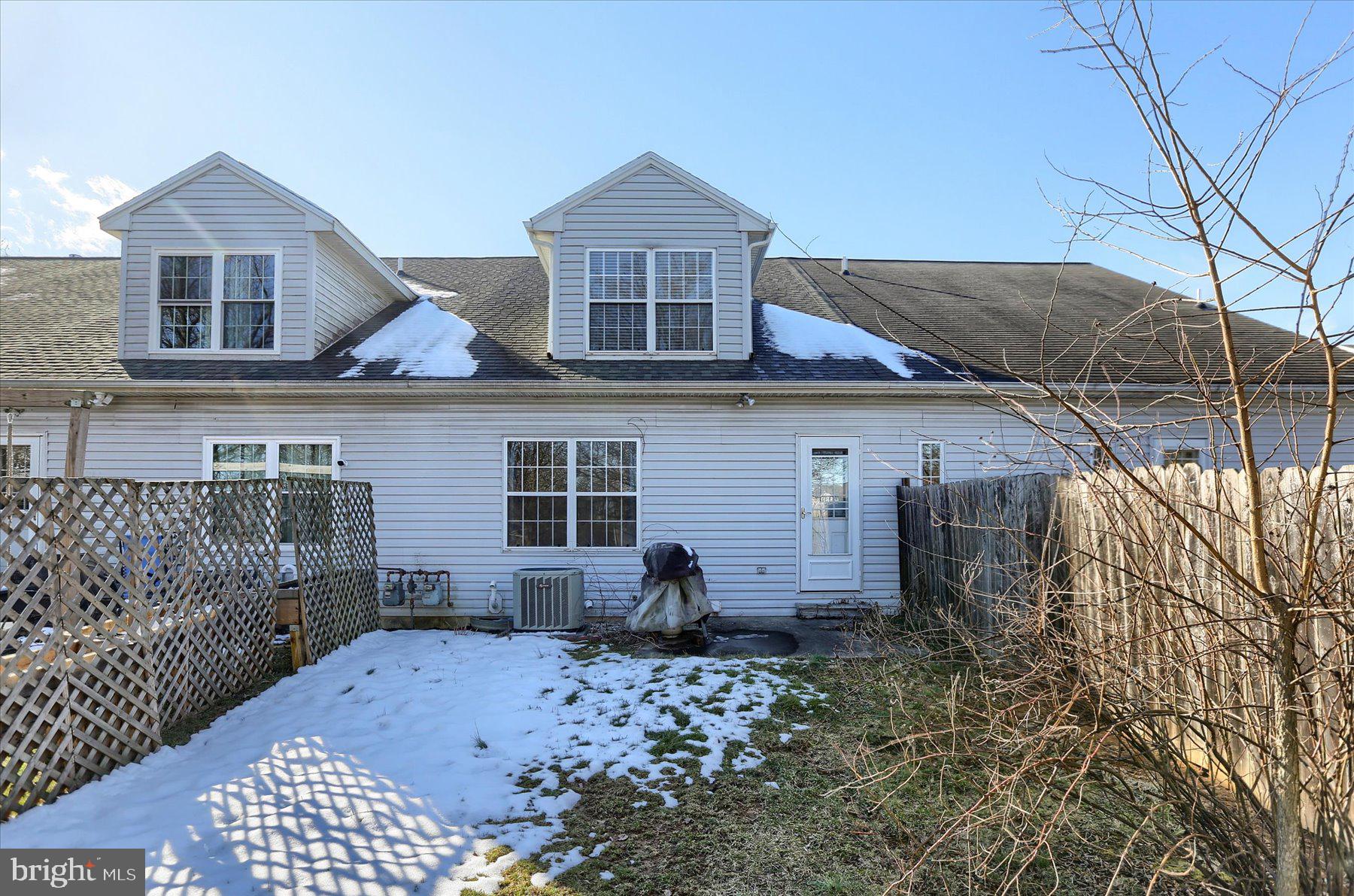 SOUTHFIELD CROSSING - Residential