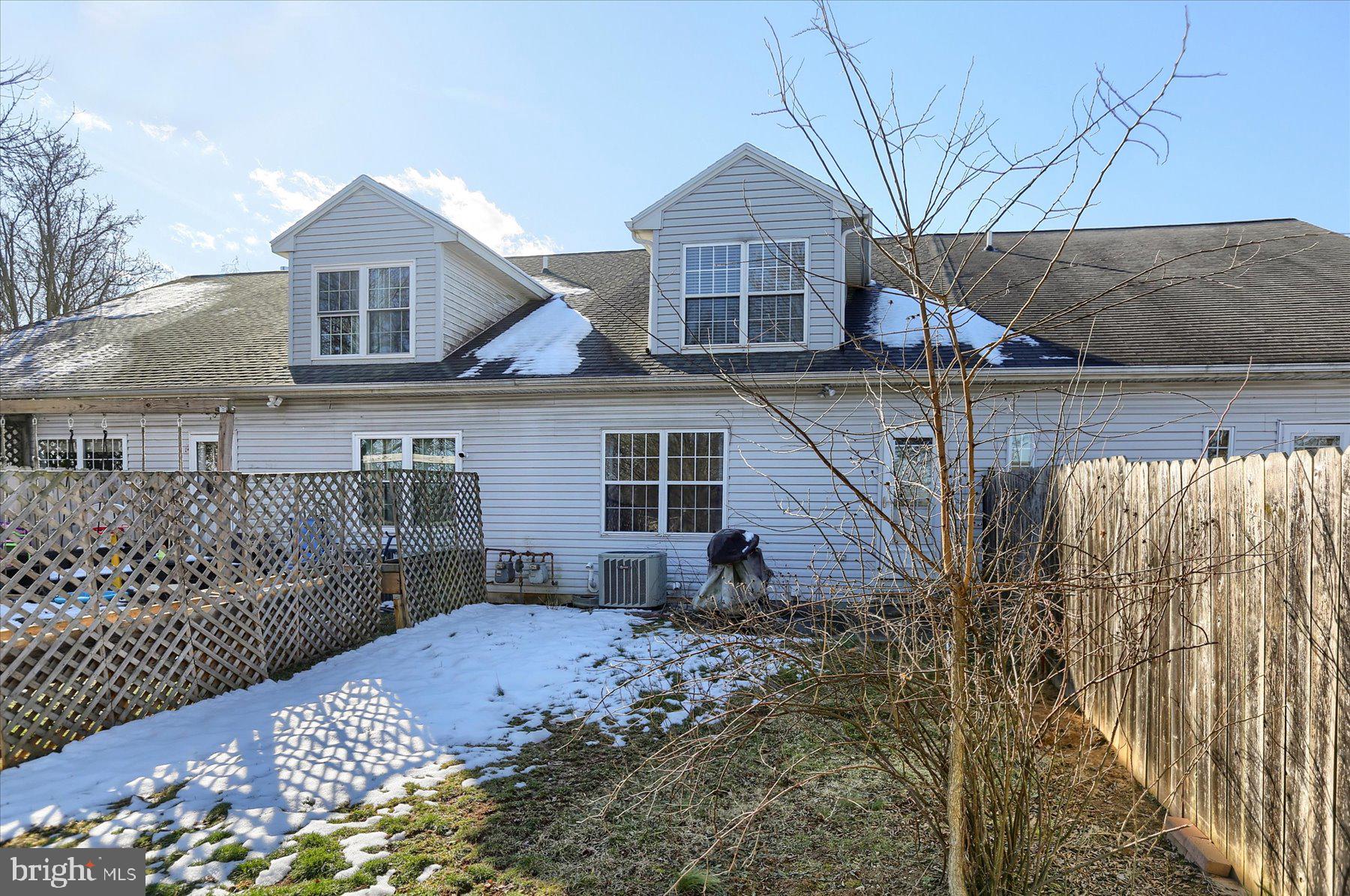 SOUTHFIELD CROSSING - Residential