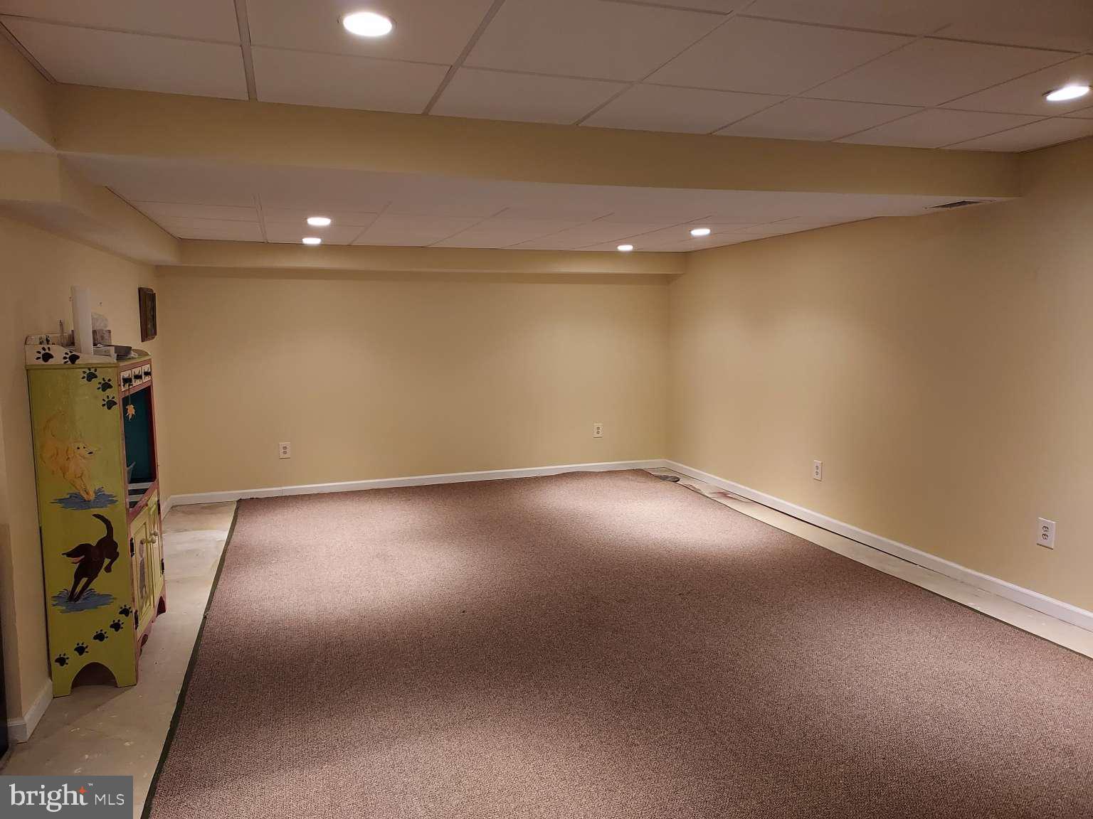 LONGWOOD CROSSING - Residential