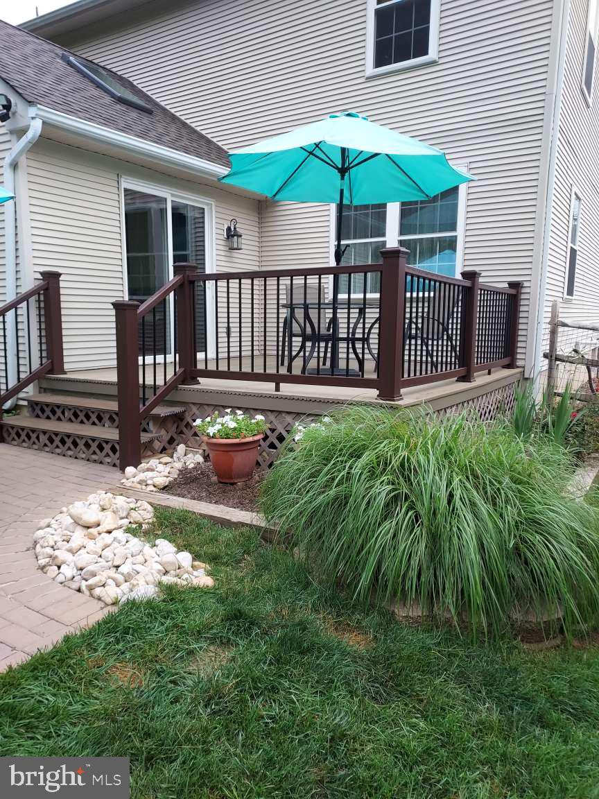 LONGWOOD CROSSING - Residential