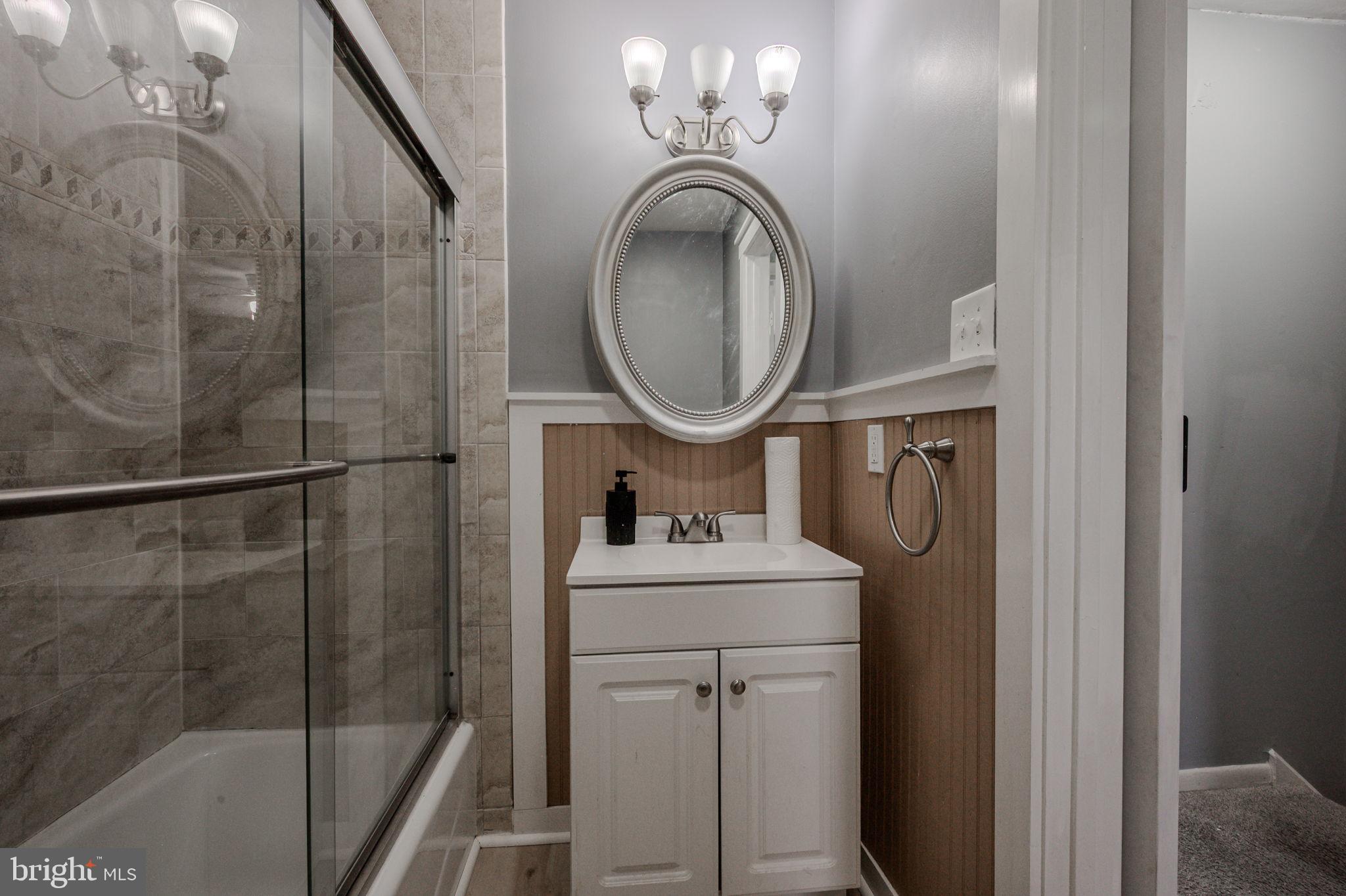 GLENDALE - Residential