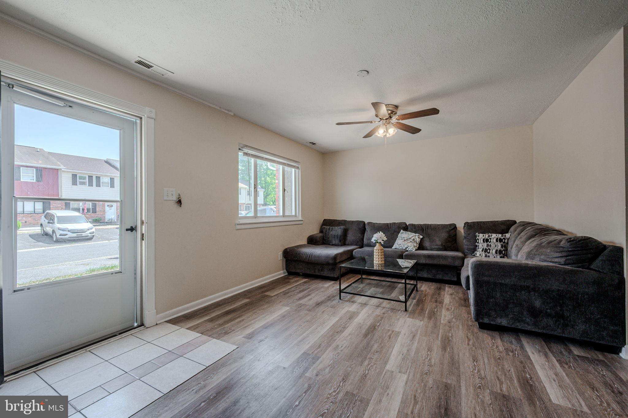 GLENDALE - Residential