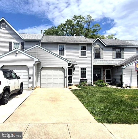 Townhouse For Sale - 1003 Baywood Drive<br/> WILLIAMSTOWN, NJ 08094