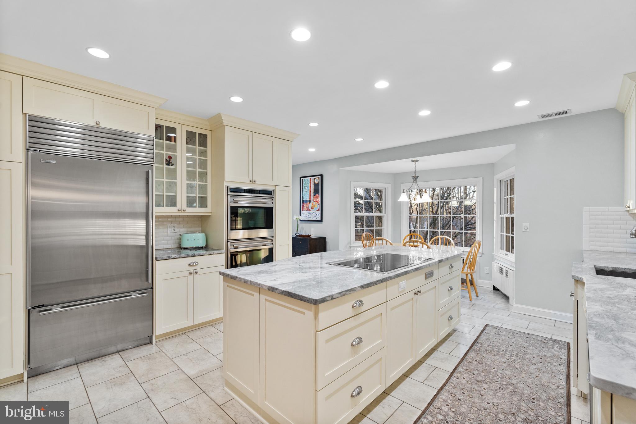 BURNT MILLS HILLS - Residential