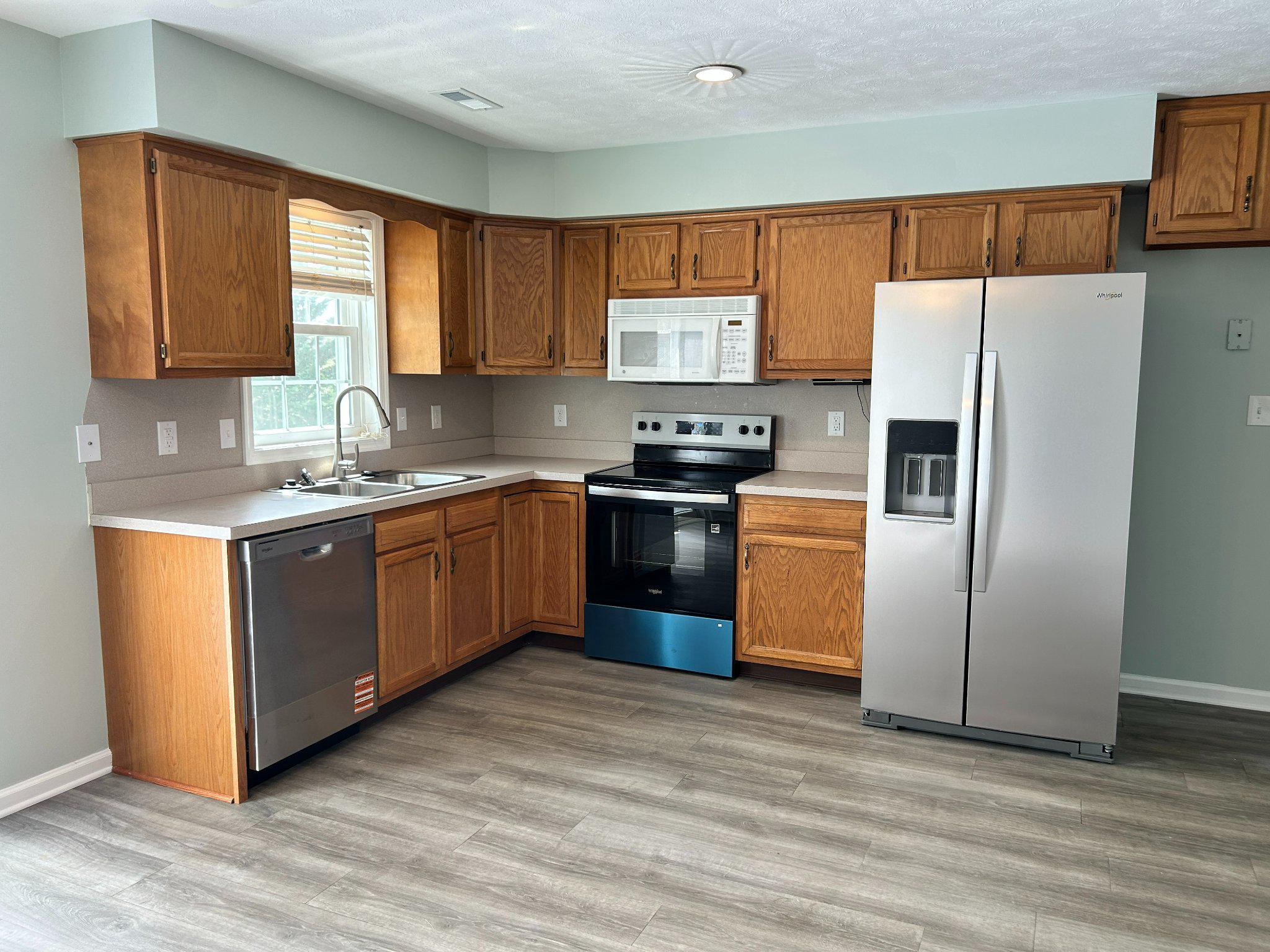 11607 and 11609 MEADOWLARK AVENUE