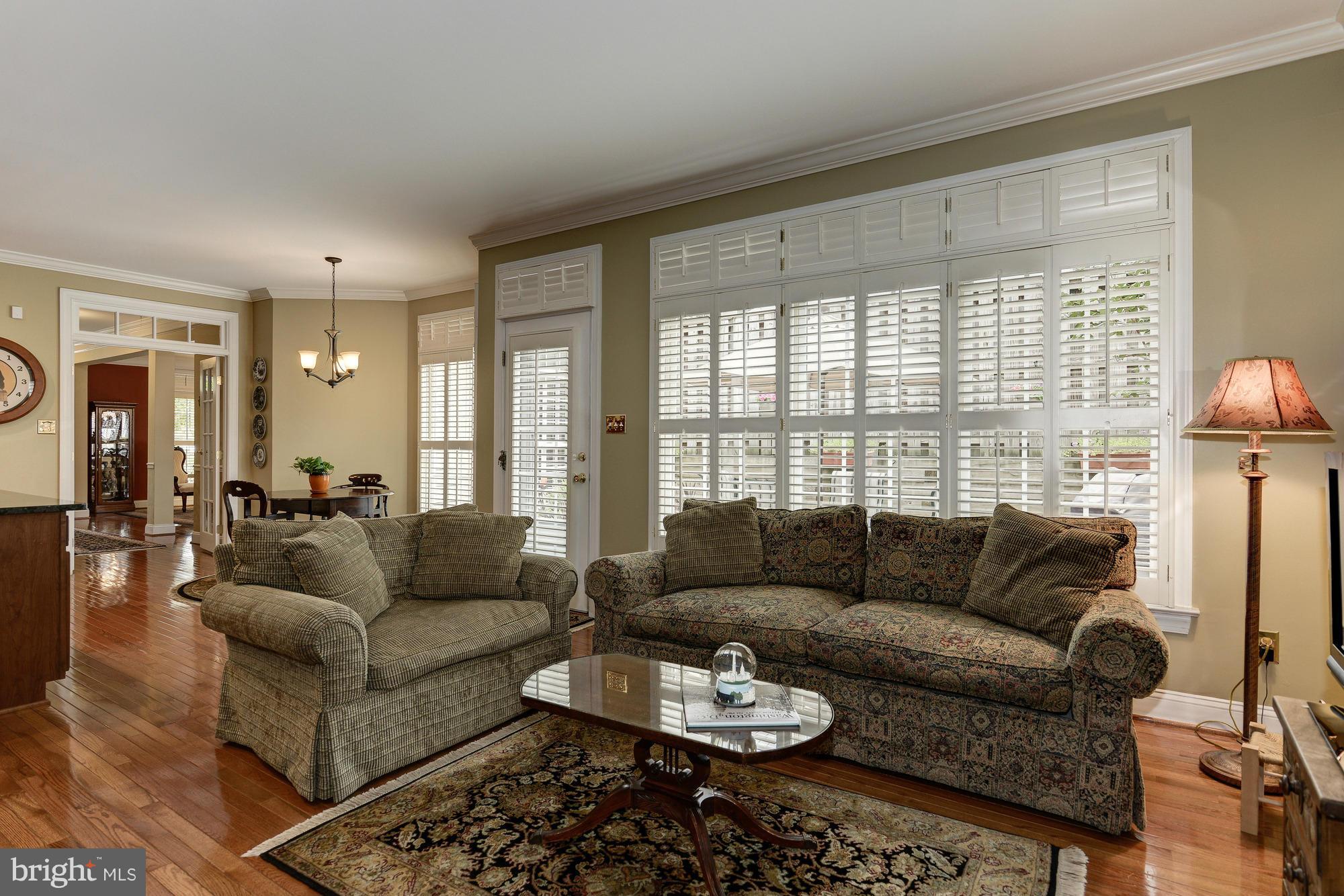 MCLEAN VILLAGE - Residential