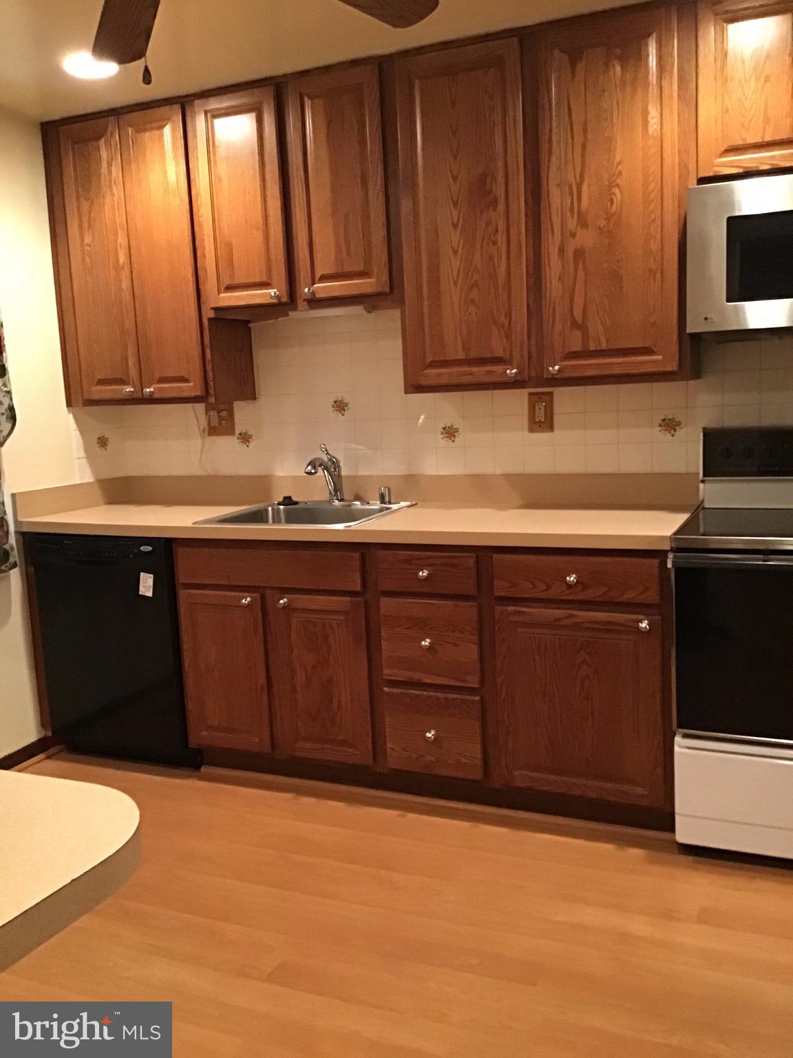 KINGS POINT - Residential