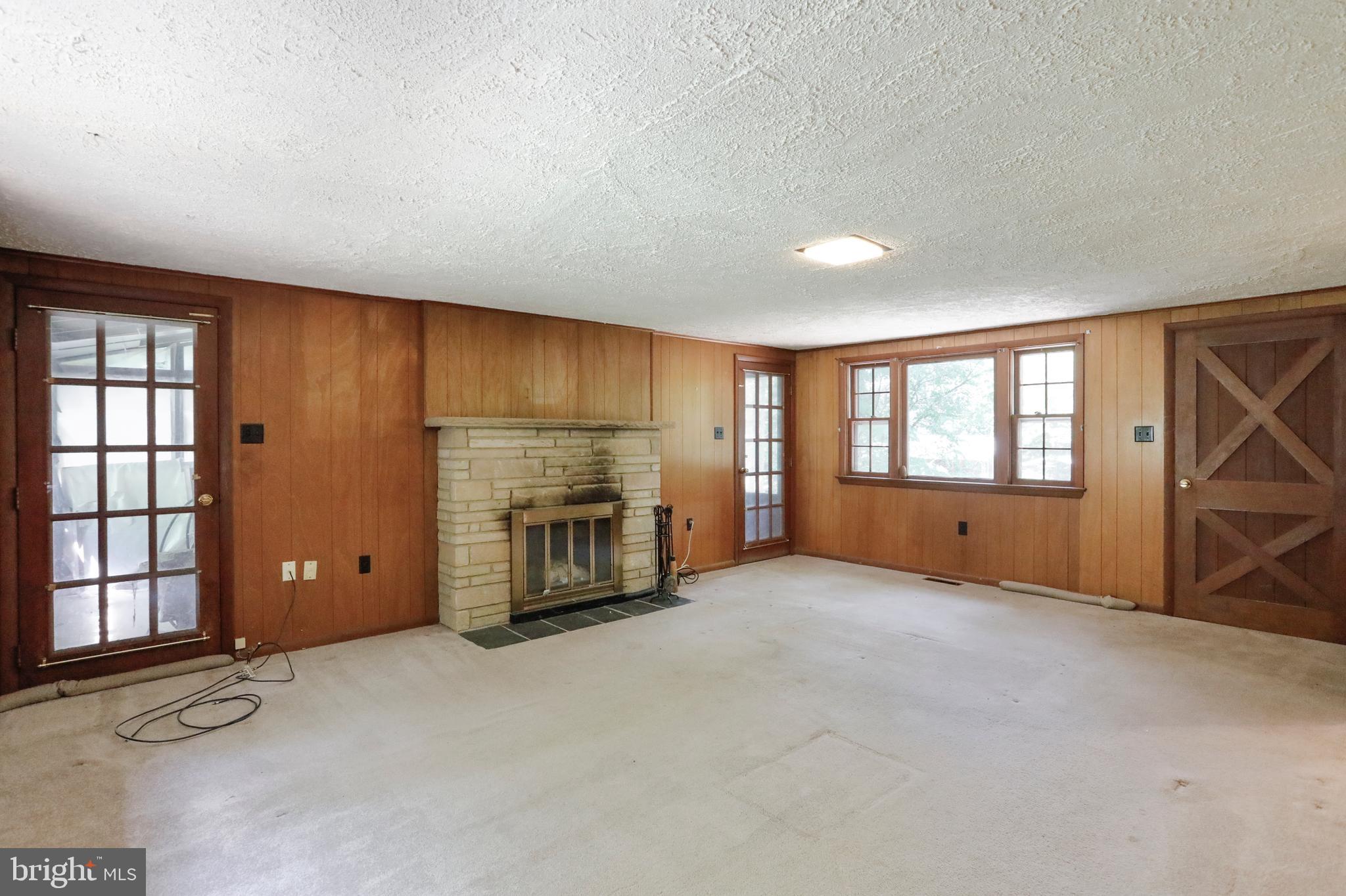 SHANNONDALE - Residential