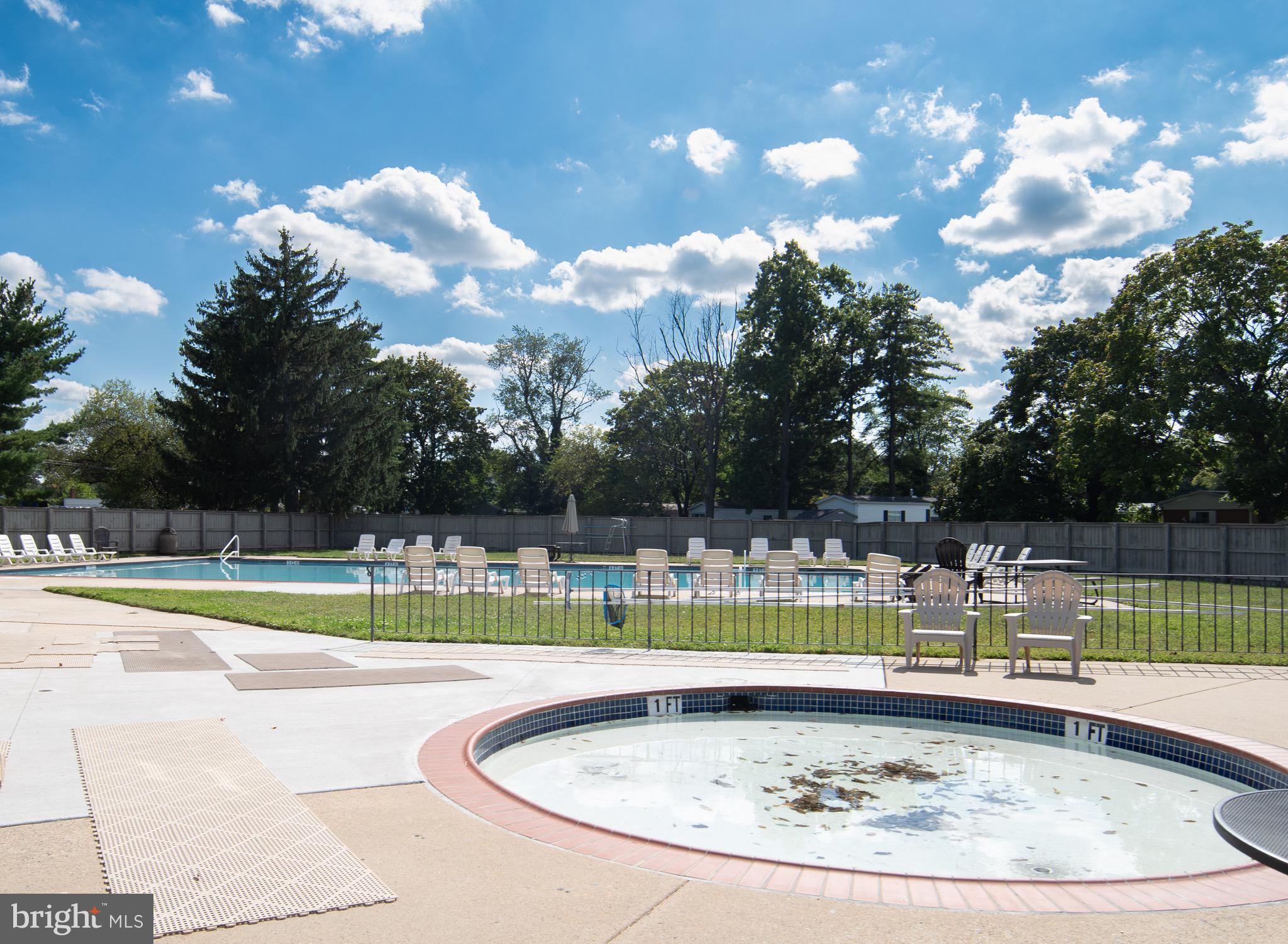 PENNWOOD CROSSING - Residential