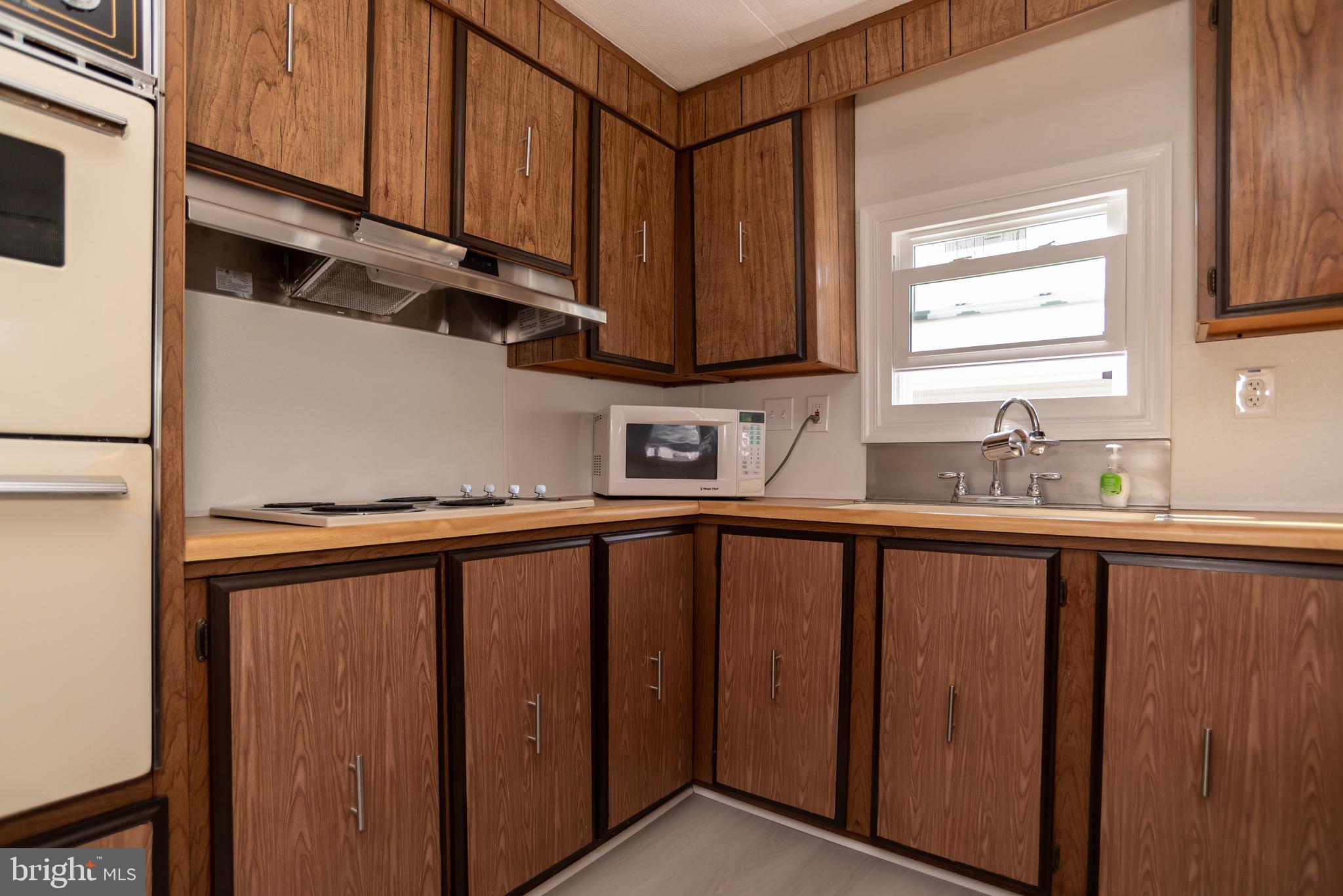 PENNWOOD CROSSING - Residential