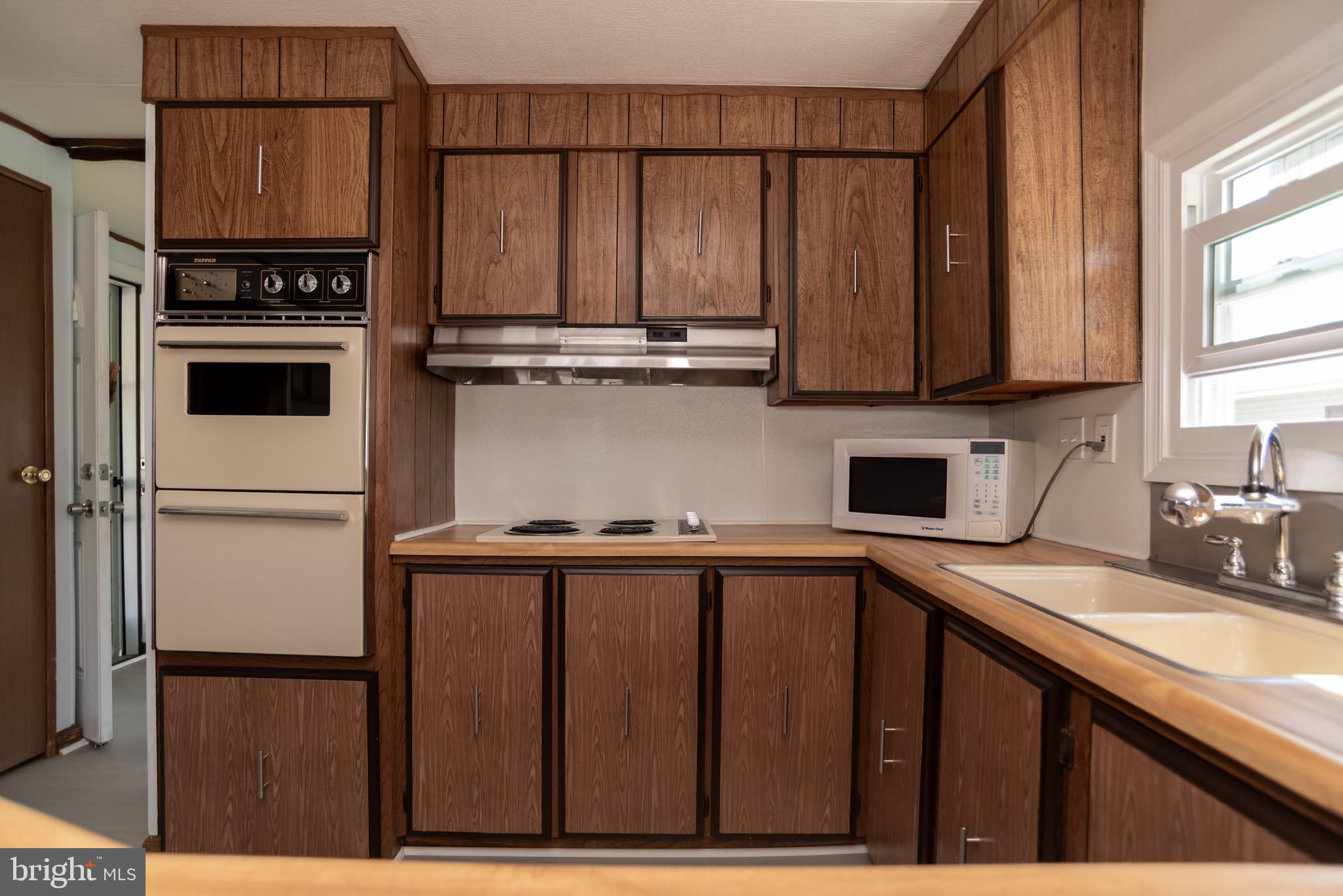 PENNWOOD CROSSING - Residential