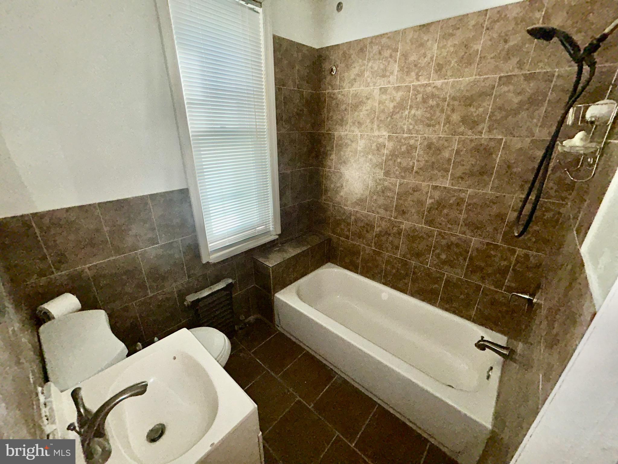 PORT RICHMOND - Residential