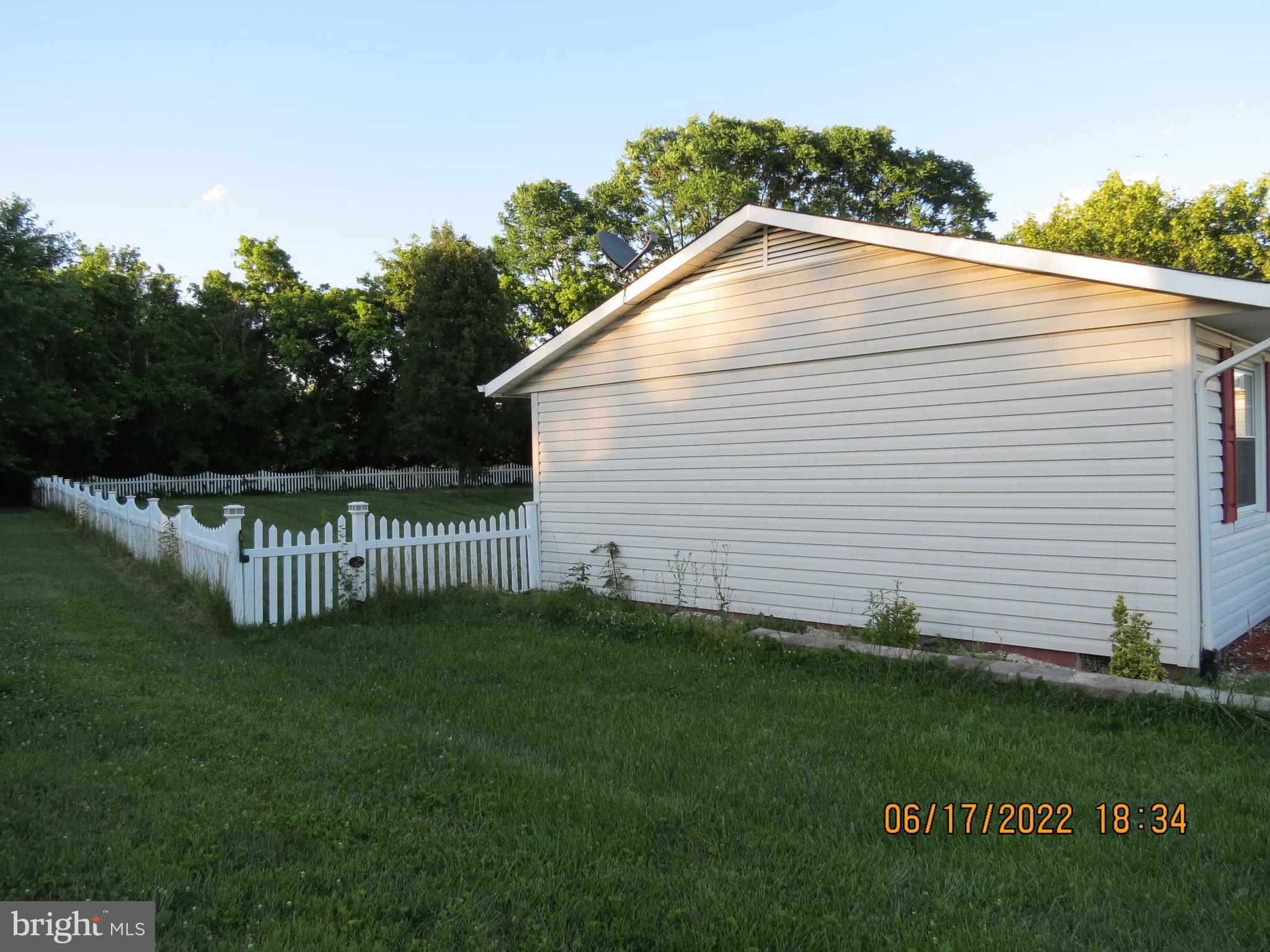 BAKER HEIGHTS - Residential