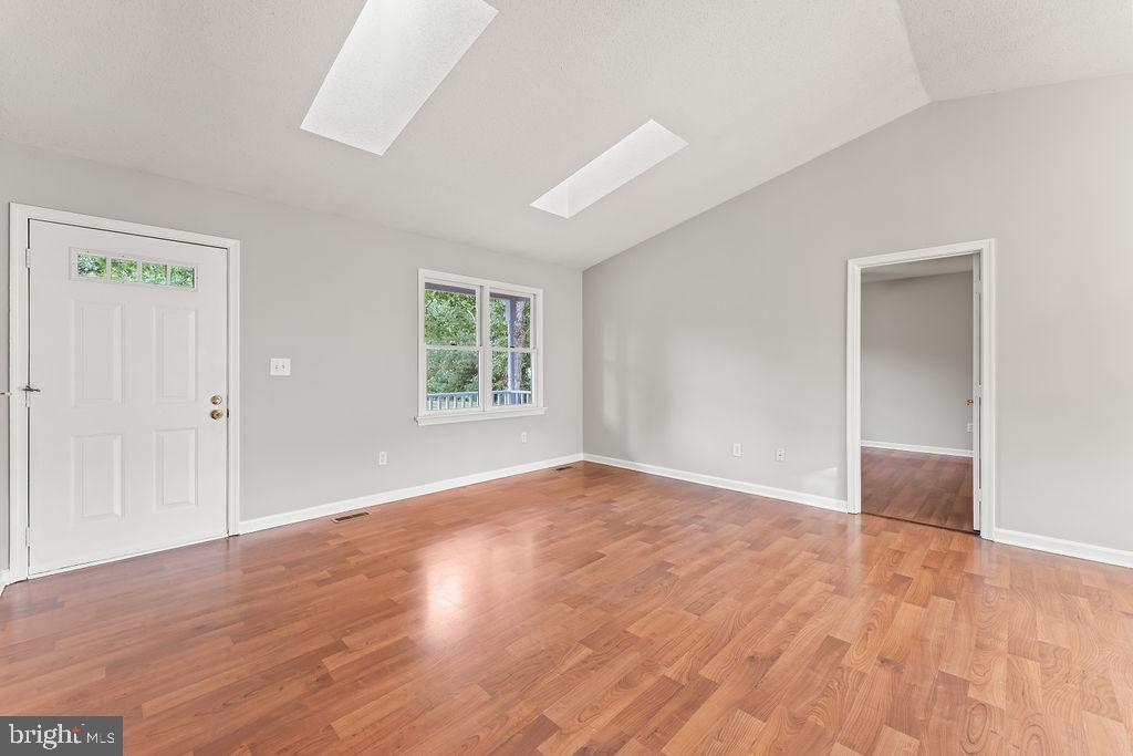 LAKE WILDERNESS - Residential