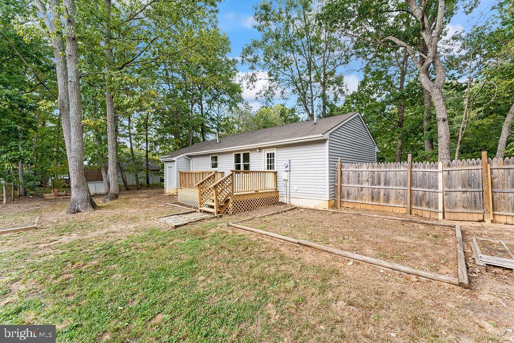 LAKE WILDERNESS - Residential