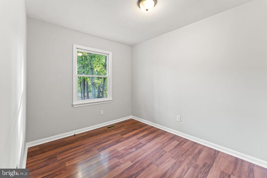 LAKE WILDERNESS - Residential