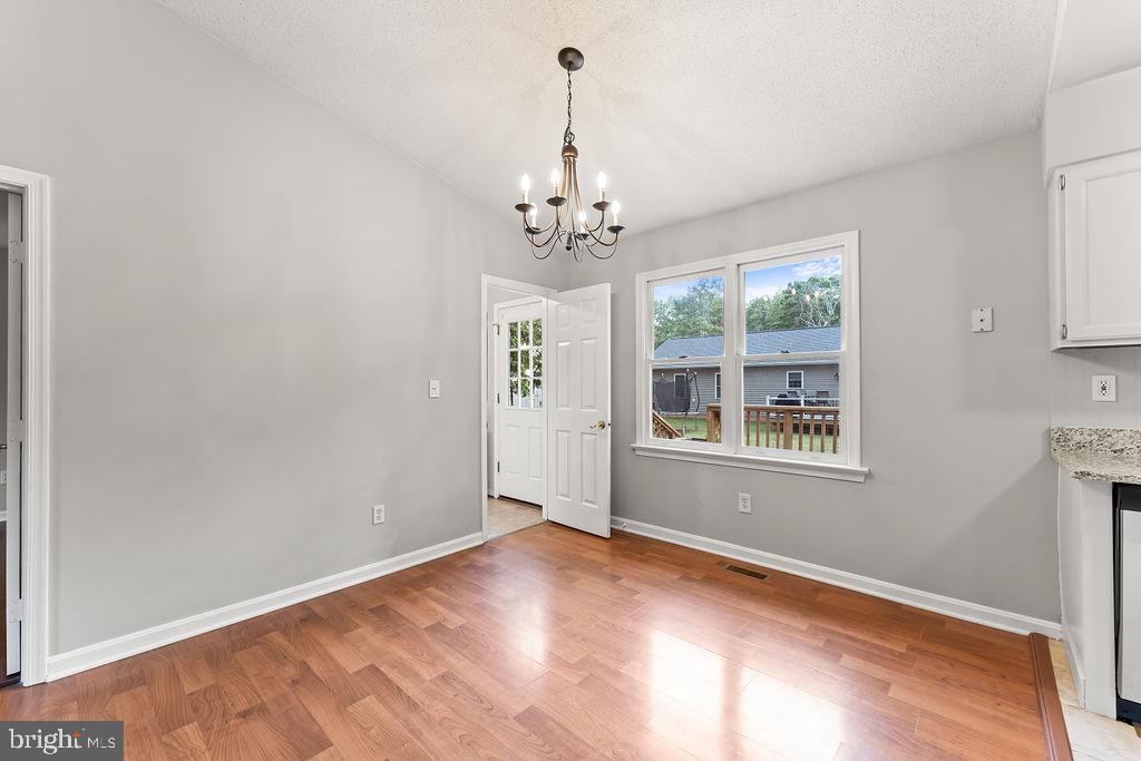 LAKE WILDERNESS - Residential